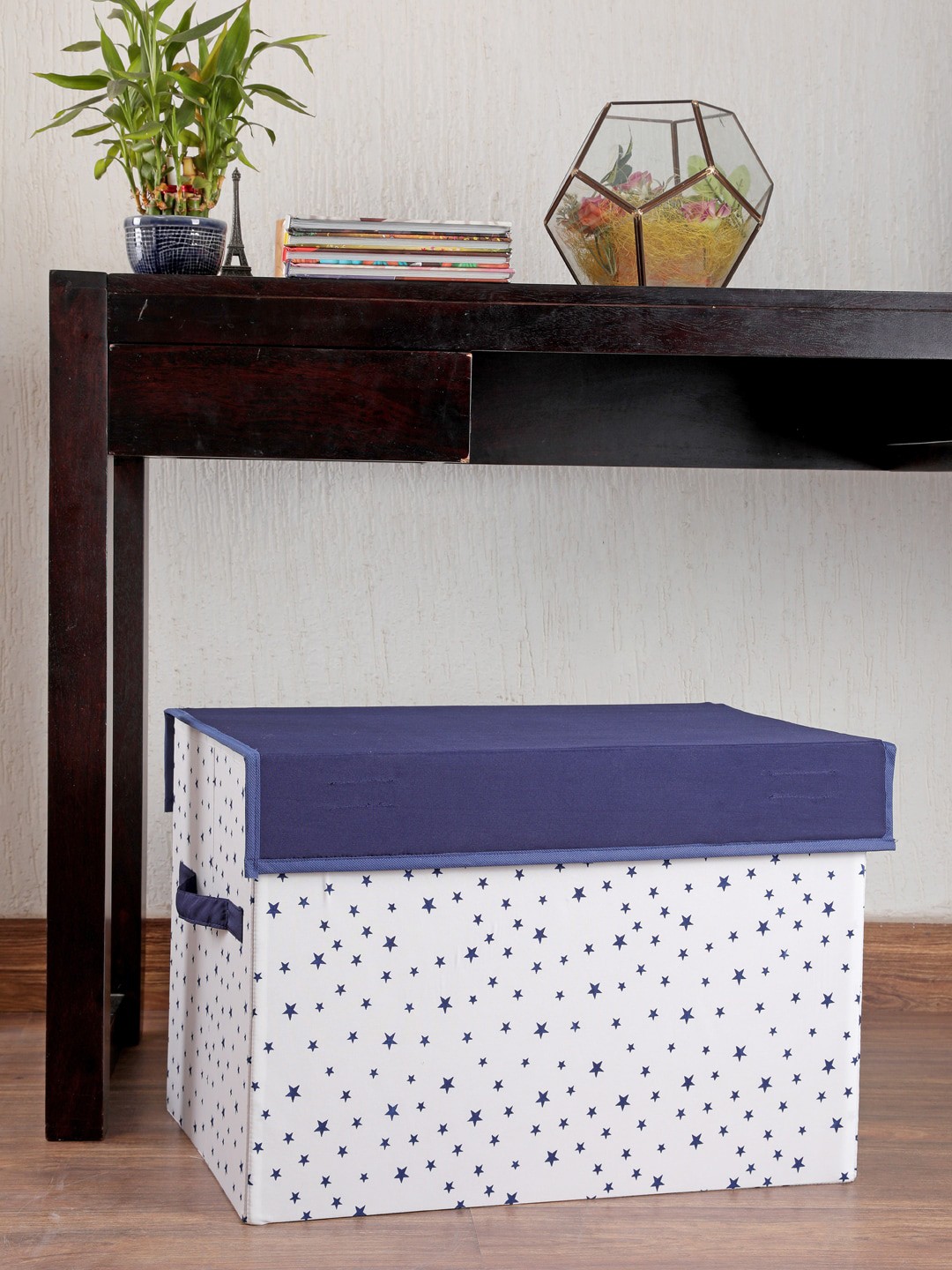 

My Gift Booth White & Navy Blue Printed Storage Box