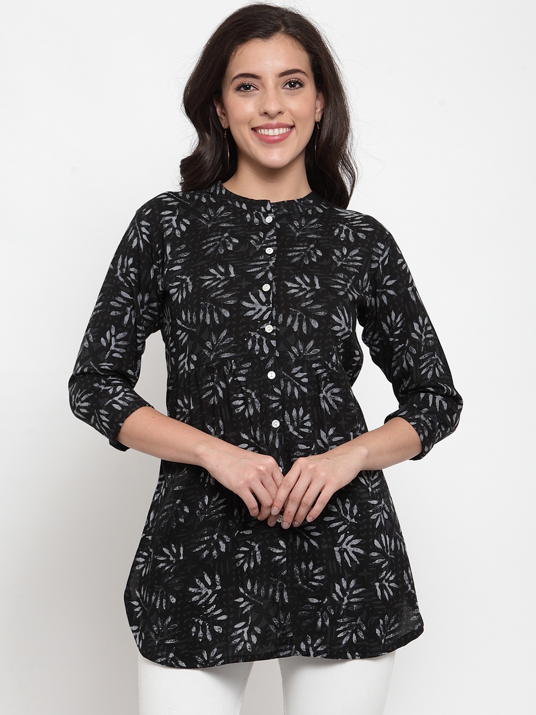 

Indibelle Women Black Floral Print Tunic