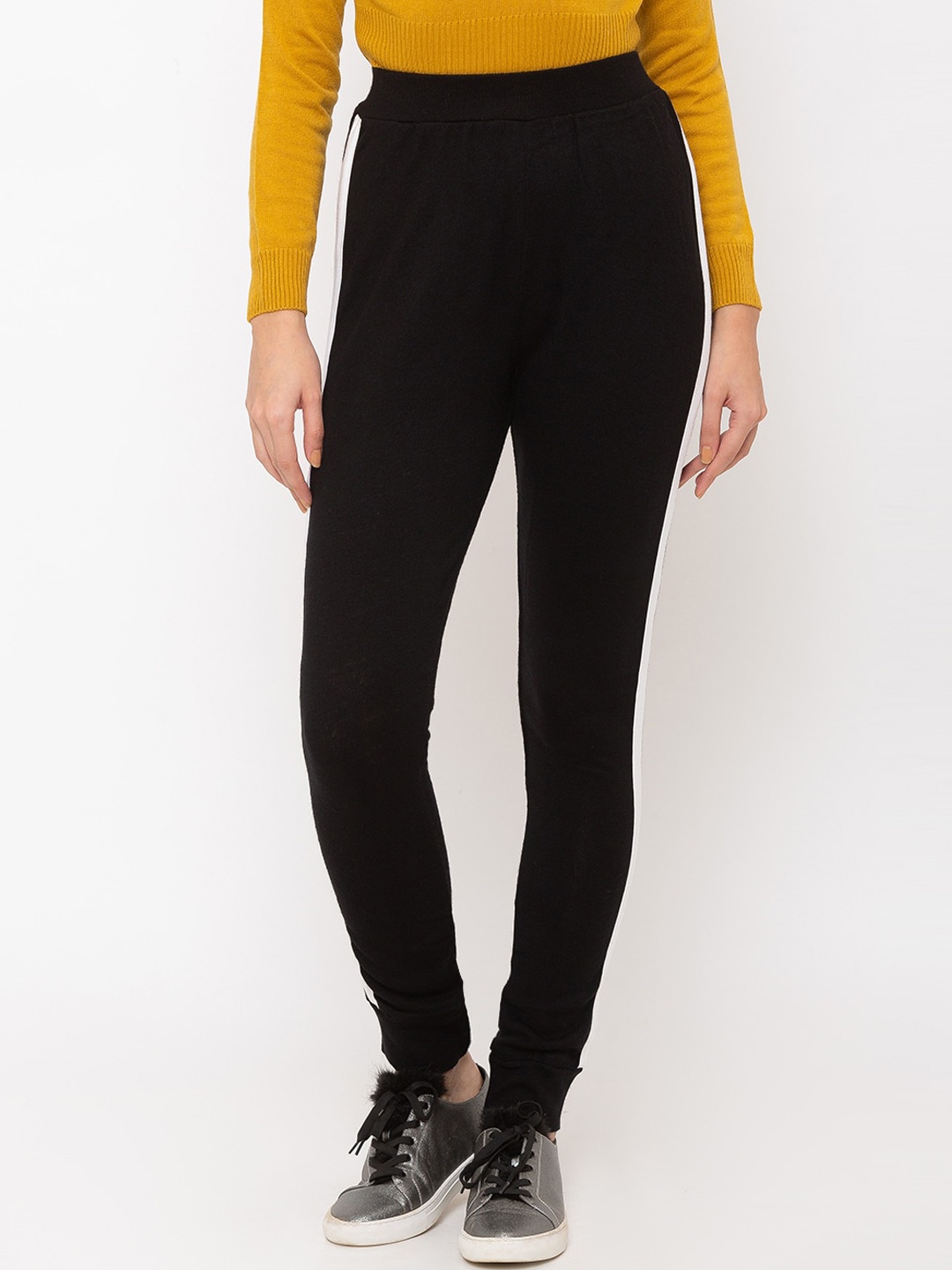

Globus Women Black Regular Fit Solid Joggers