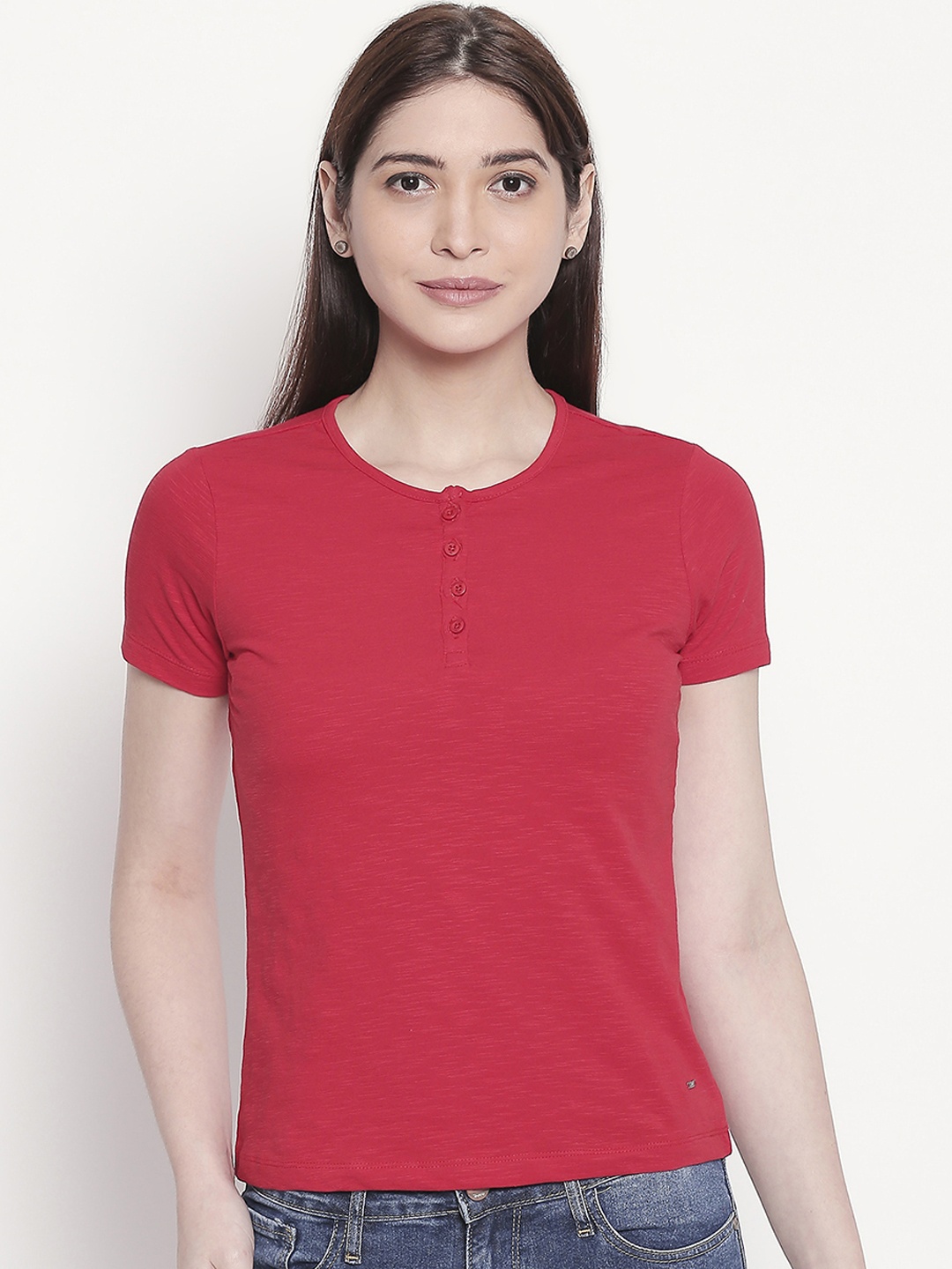 

SPYKAR Women Red Solid Henley Neck T-shirt