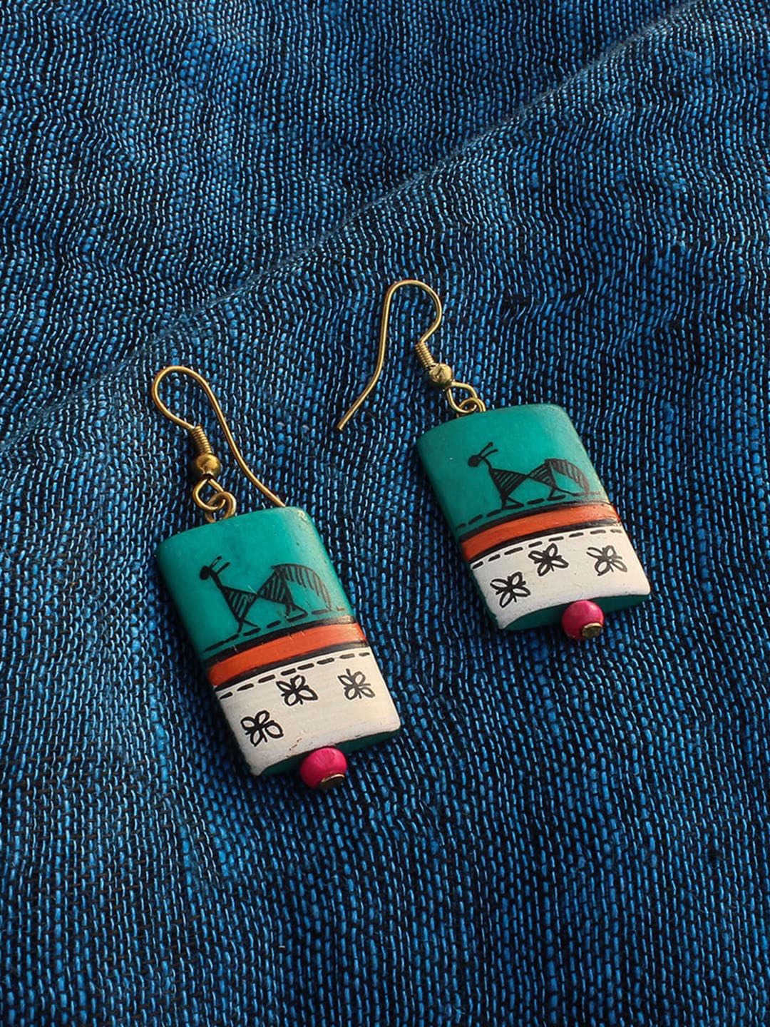 

ExclusiveLane Green Hand-Painted Tribal Warli Rectangular Bohemian Resin Earrings