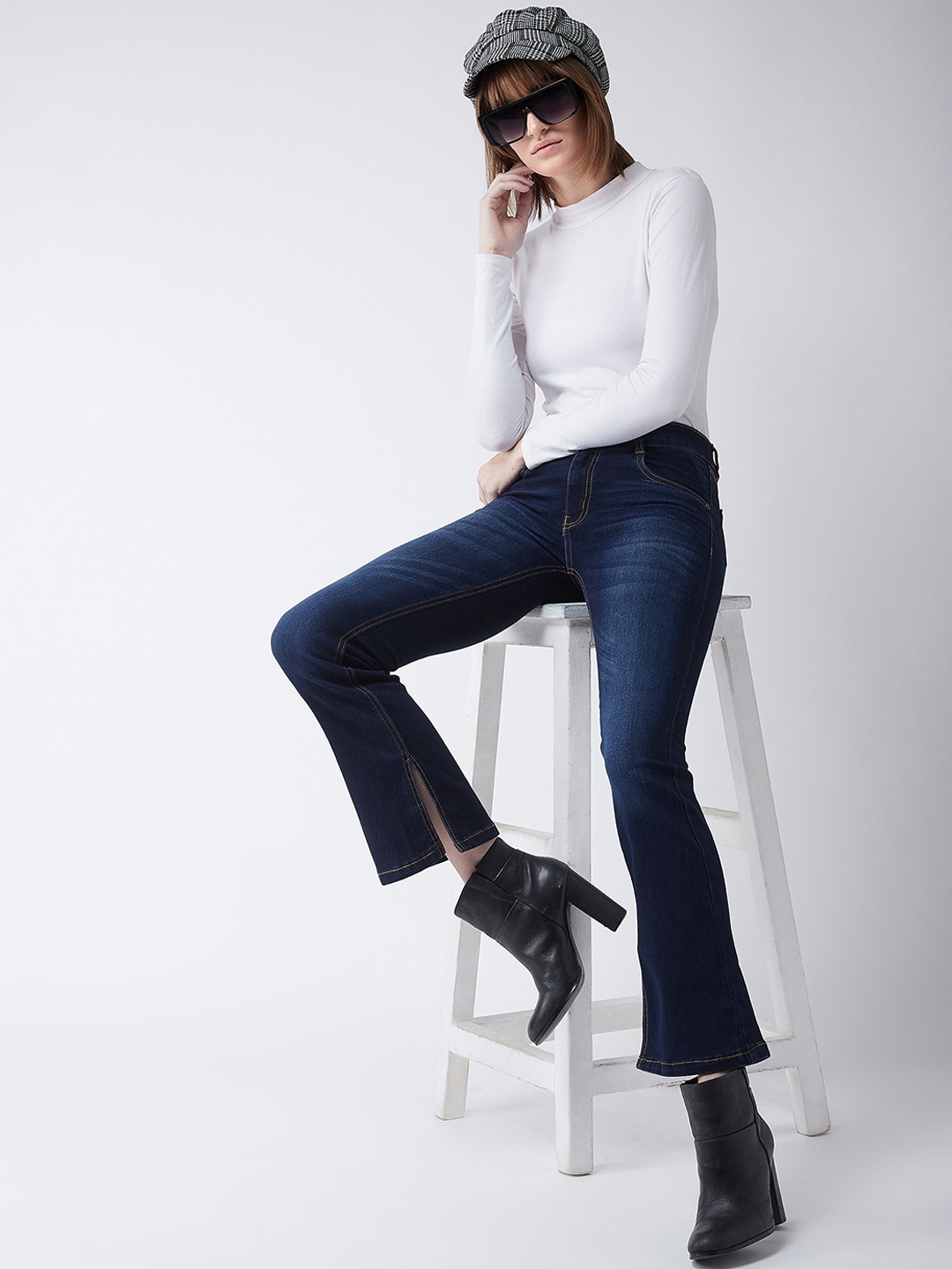

Miss Chase Women Navy Blue Bootcut Mid-Rise Clean Look Stretchable Jeans