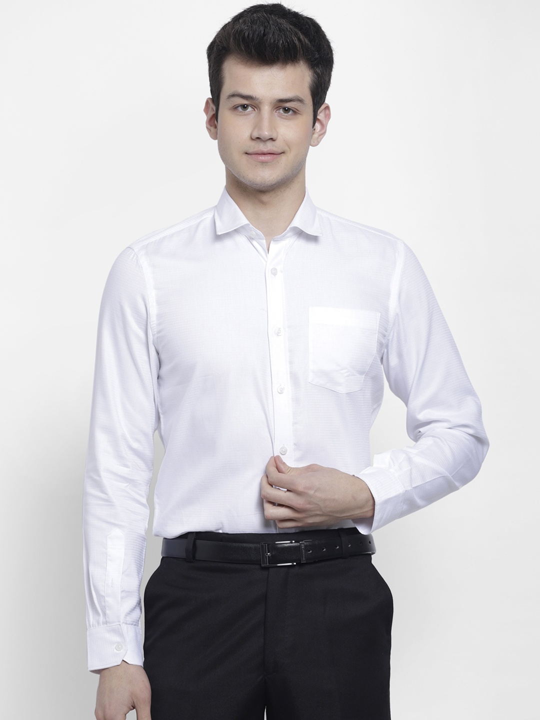 

cape canary Men White Regular Fit Solid Formal Shirt