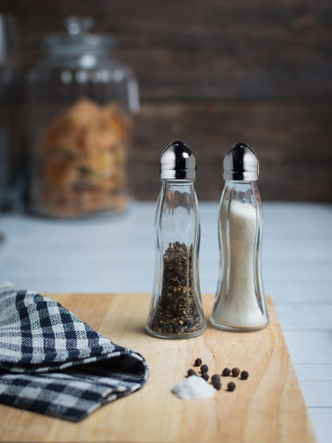 

INCRIZMA Set Of 2 Transparent Solid Salt & Pepper Shakers