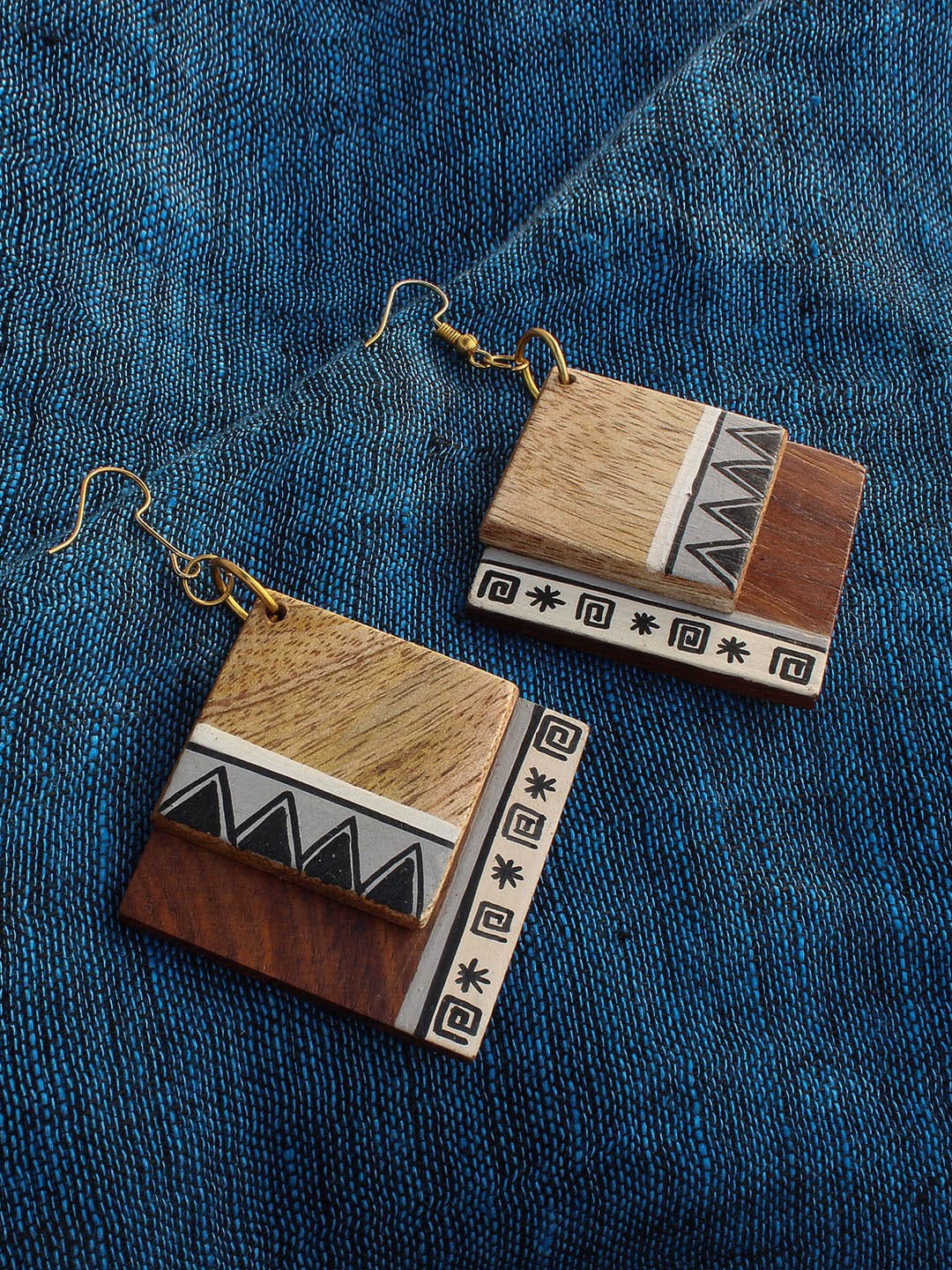 

ExclusiveLane Brown Aztec Pattern Hand-Painted Square Drop Wooden Earrings