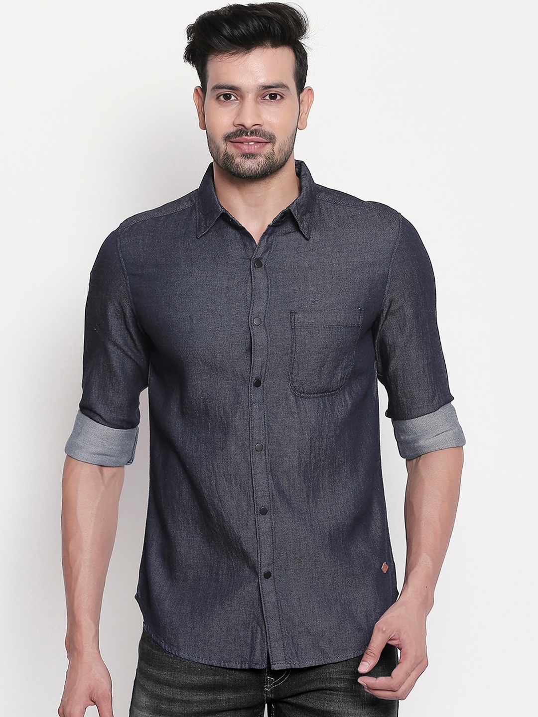 

SPYKAR Men Navy Blue & White Slim Fit Self Design Casual Shirt