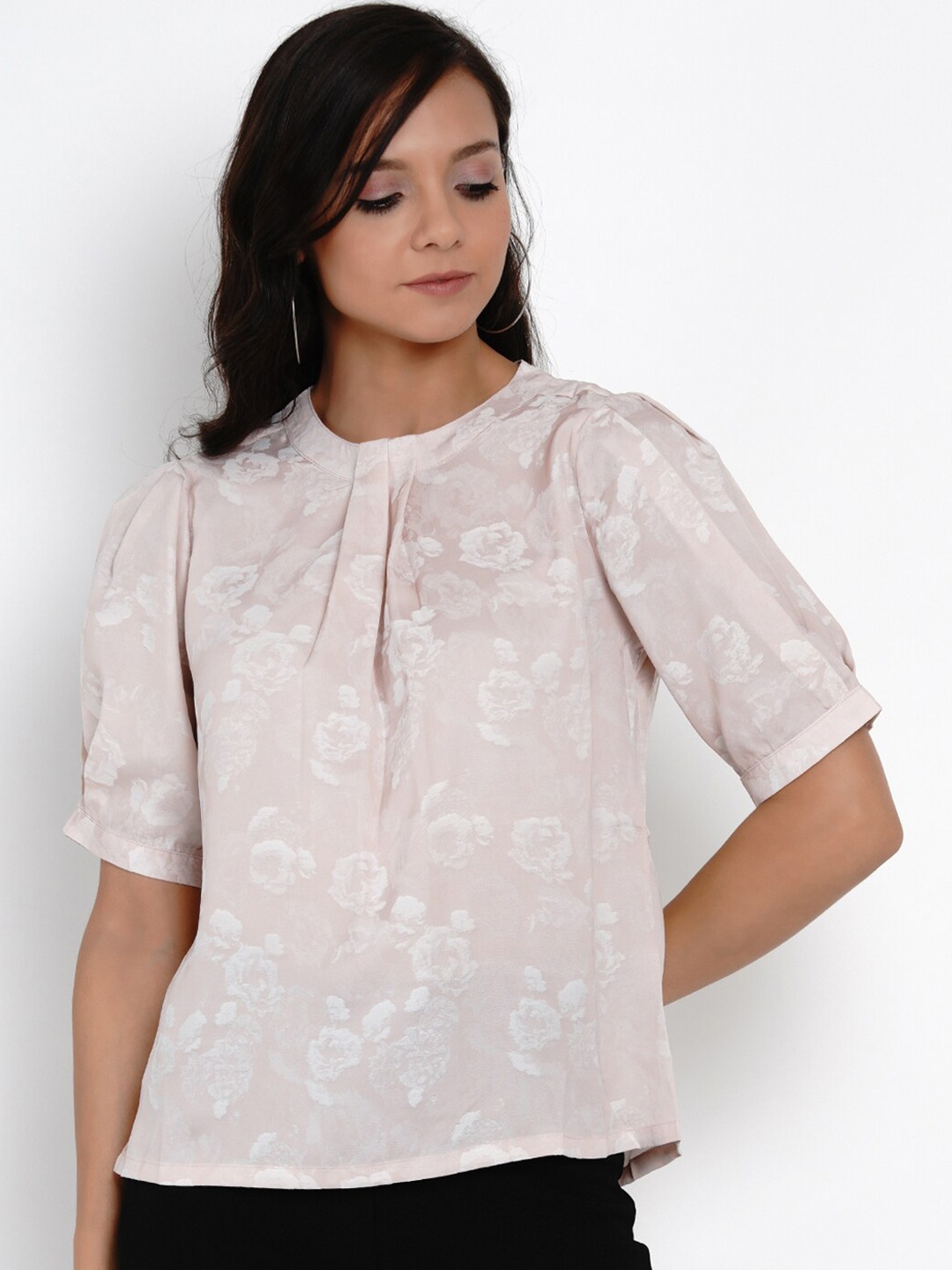 

Latin Quarters Women Pink Printed Top