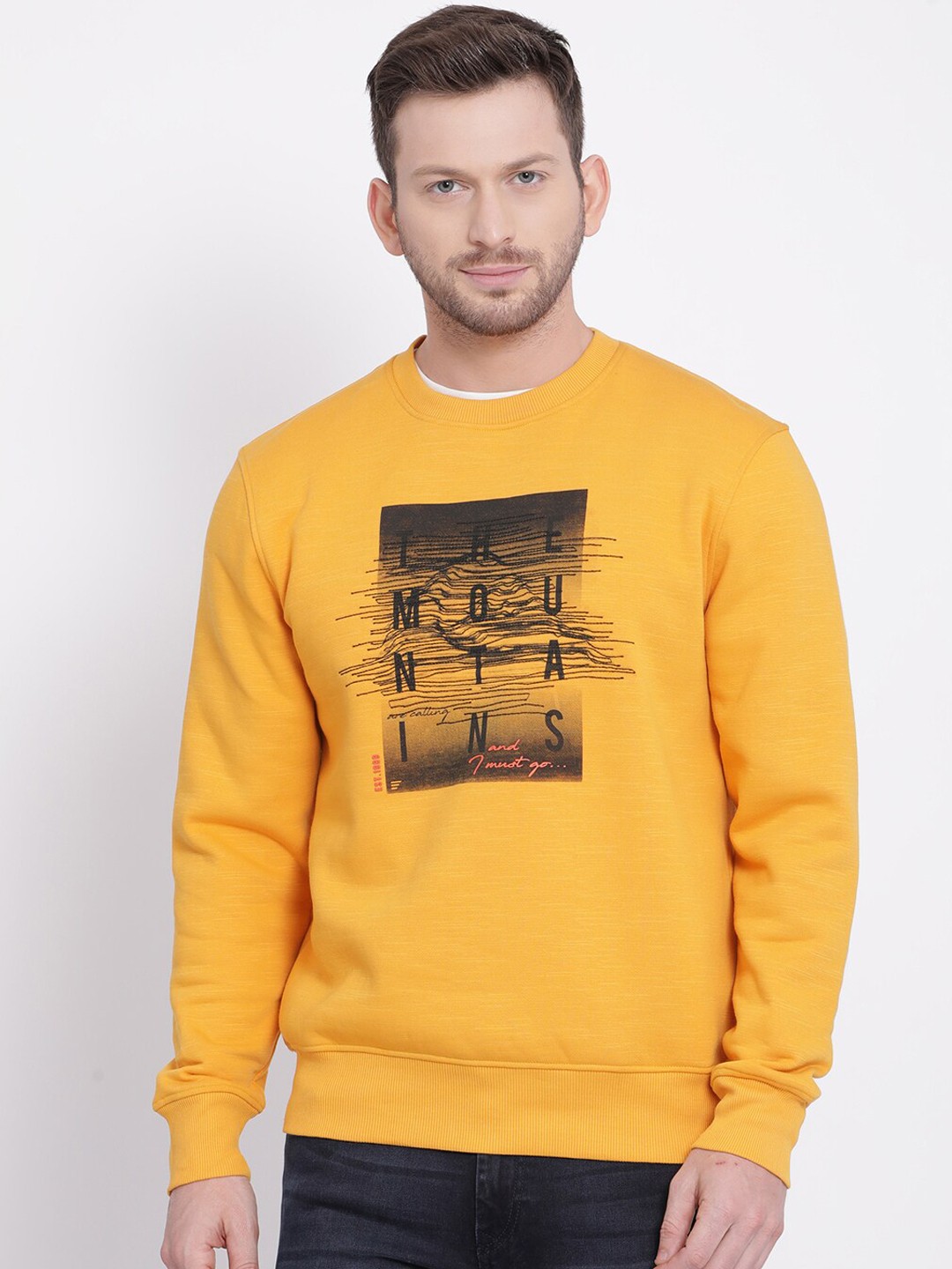 

t-base Men Yellow Printed Sweatshirt