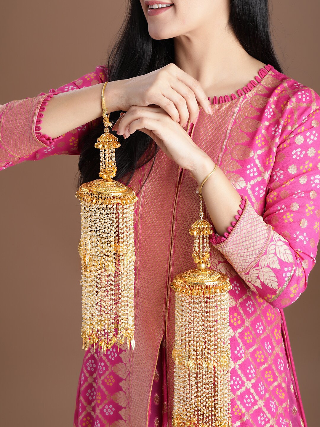 Rubans Set of 2 Gold-Plated Handcrafted Tasselled Bridal Kaleeras