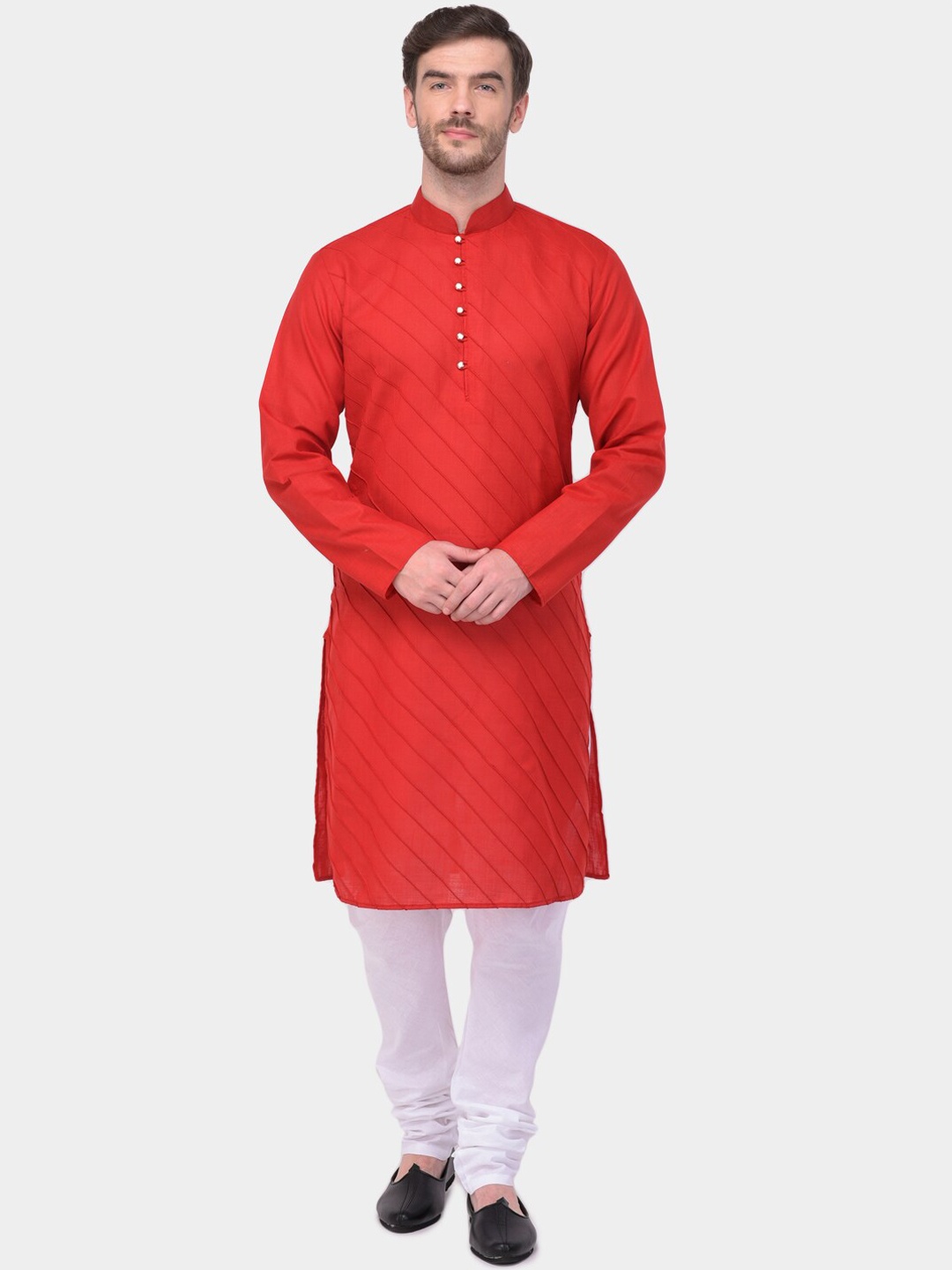 

SG LEMAN Men Maroon Solid Kurta with Churidar