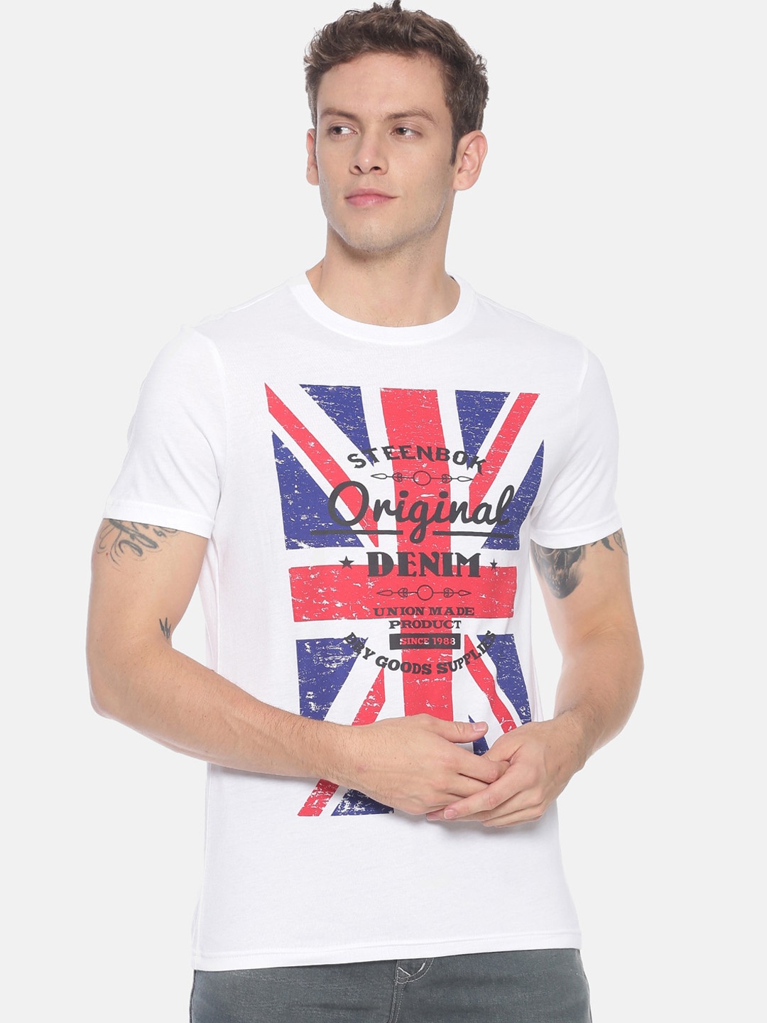 

Steenbok Men White Red Printed Round Neck Pure Cotton T-shirt