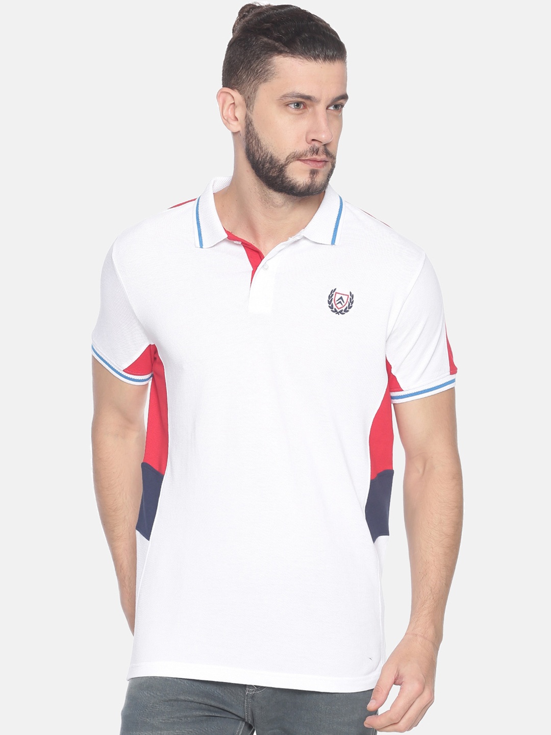 Steenbok Men White Solid Polo Collar T-shirt