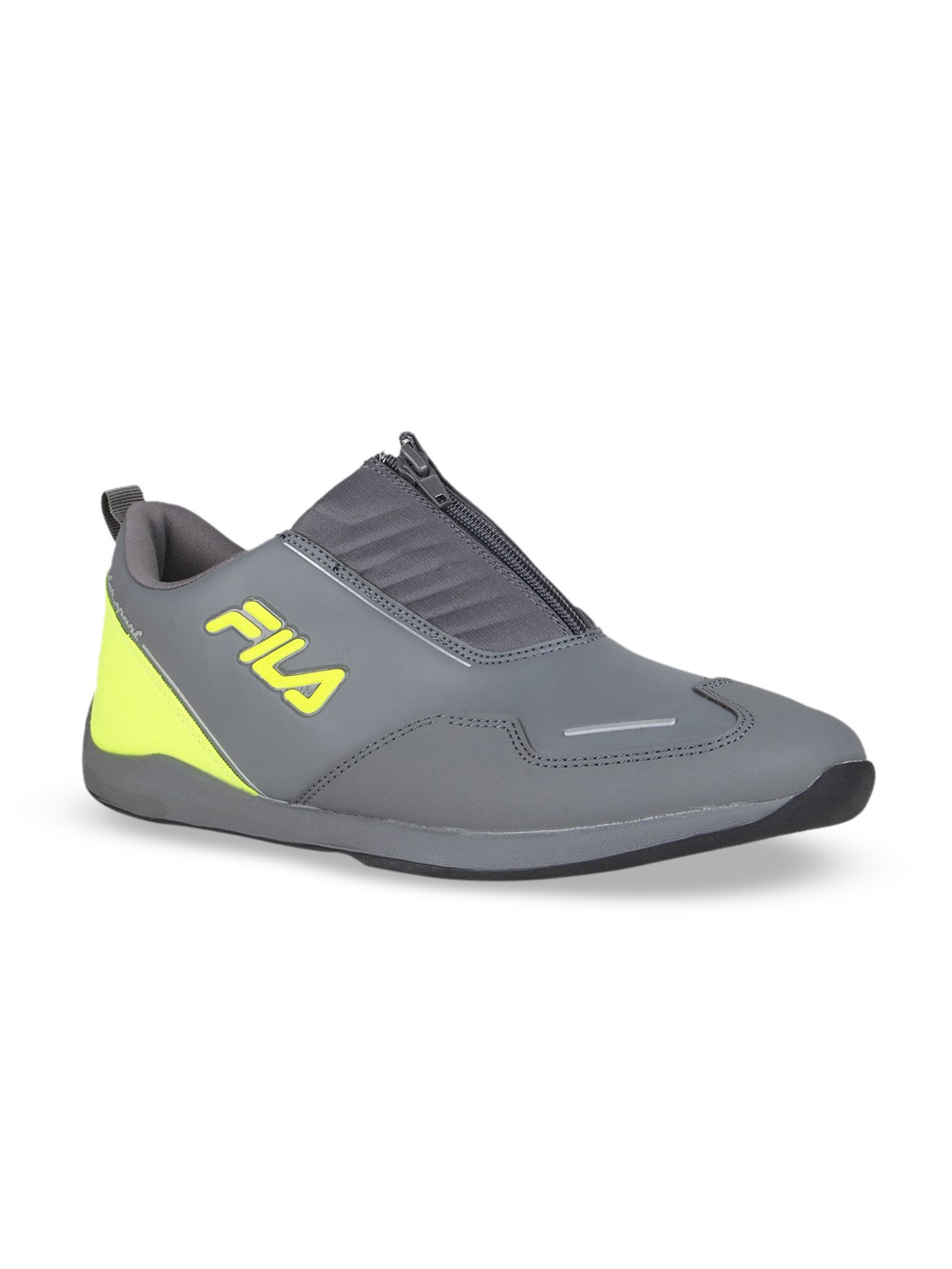 

FILA Men Grey PEGAR Running Shoes