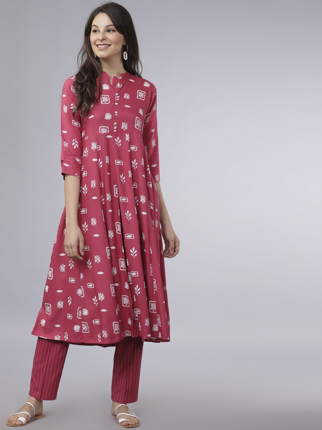 Vishudh Women Pink Printed Kurta with Trousers