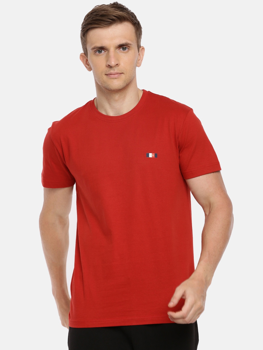 

ACTIMAXX Men Red Solid Round Neck T-shirt