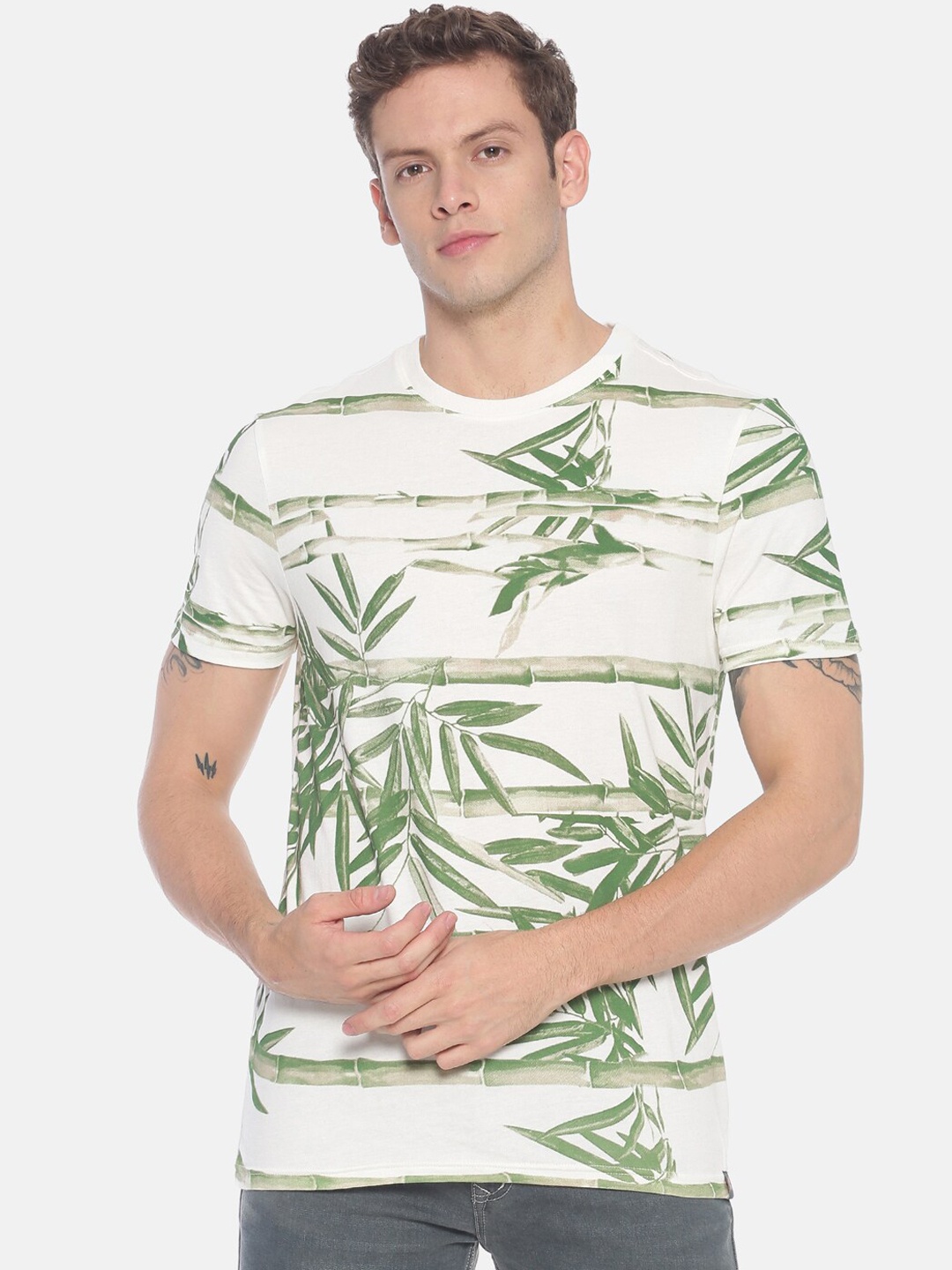 

Steenbok Men Off-White Printed Round Neck Pure Cotton T-shirt