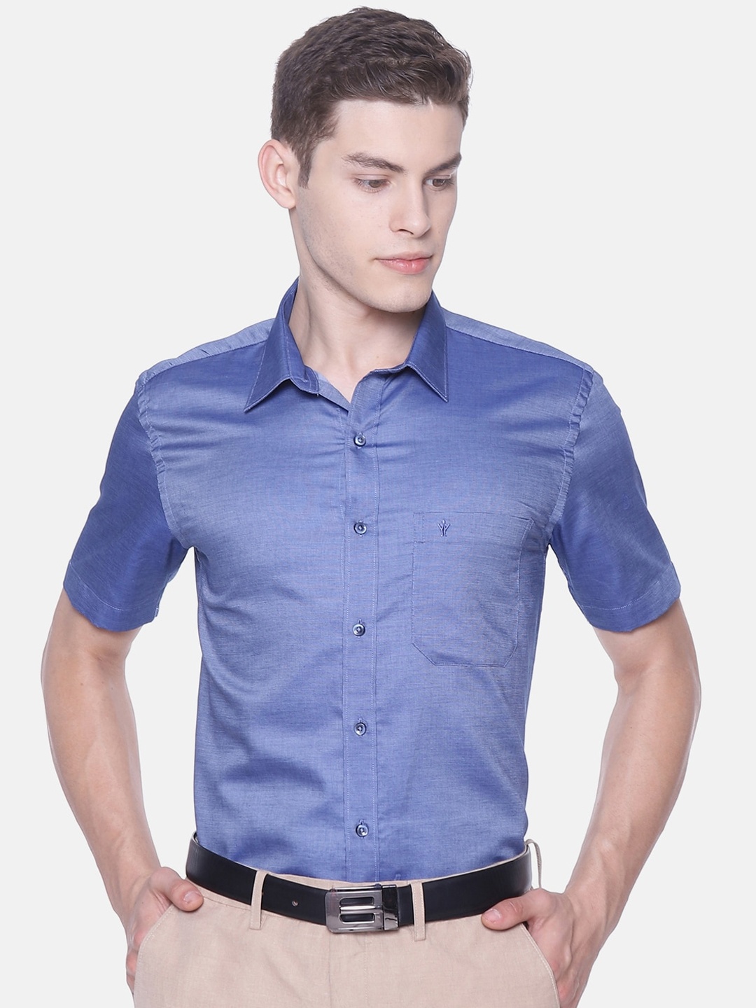 

Ramraj Men Blue Smart Slim Fit Solid Formal Shirt