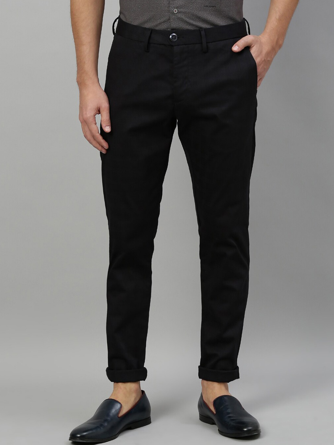 

RARE RABBIT Men Swiss Mid-Rise Checked Regular Fit Trouser, Black