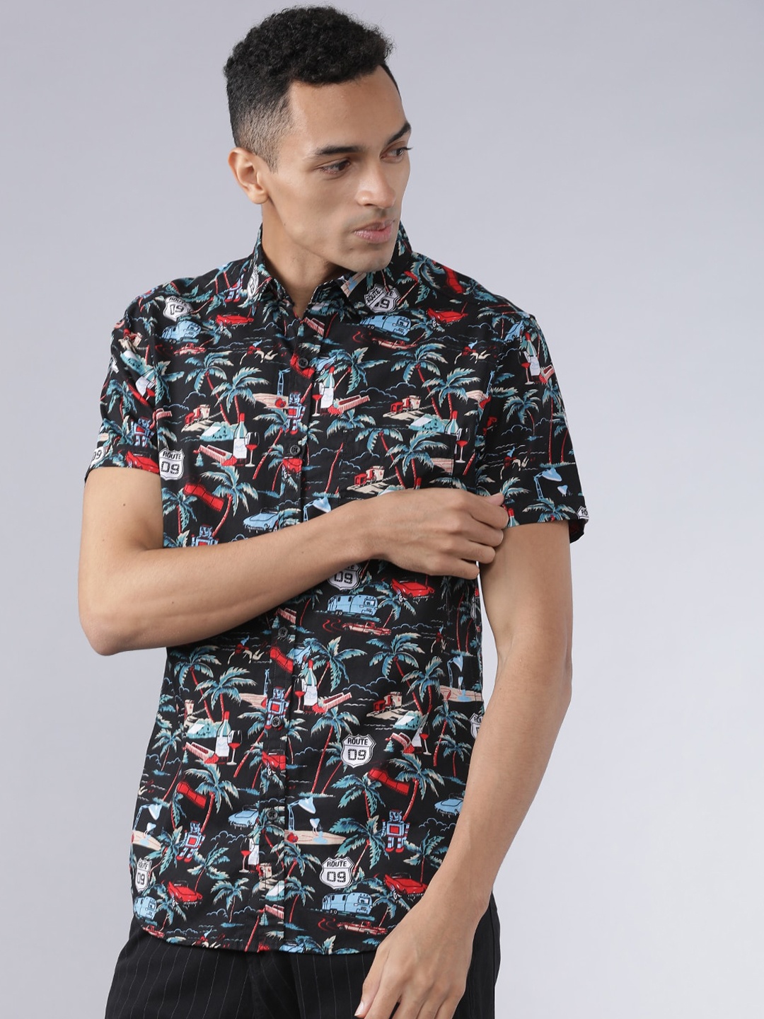 

LOCOMOTIVE Men Black & Blue Slim Fit Printed Casual Shirt