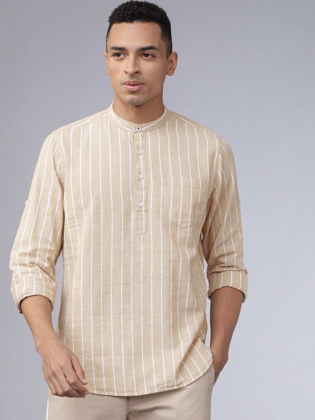 

HIGHLANDER Men Beige & White Slim Fit Striped Casual Shirt