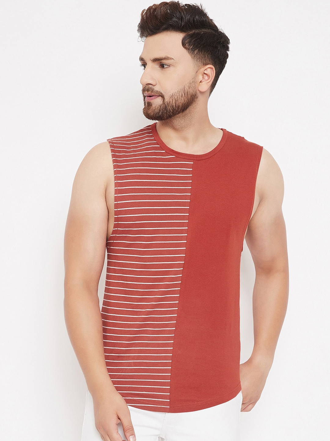 

Hypernation Men Orange & White Striped Round Neck T-shirt