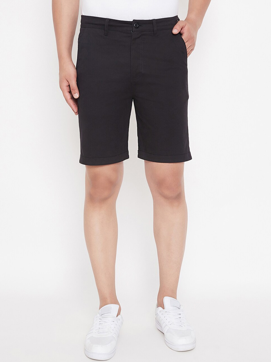 

Hypernation Men Black Solid Regular Fit Chino Shorts