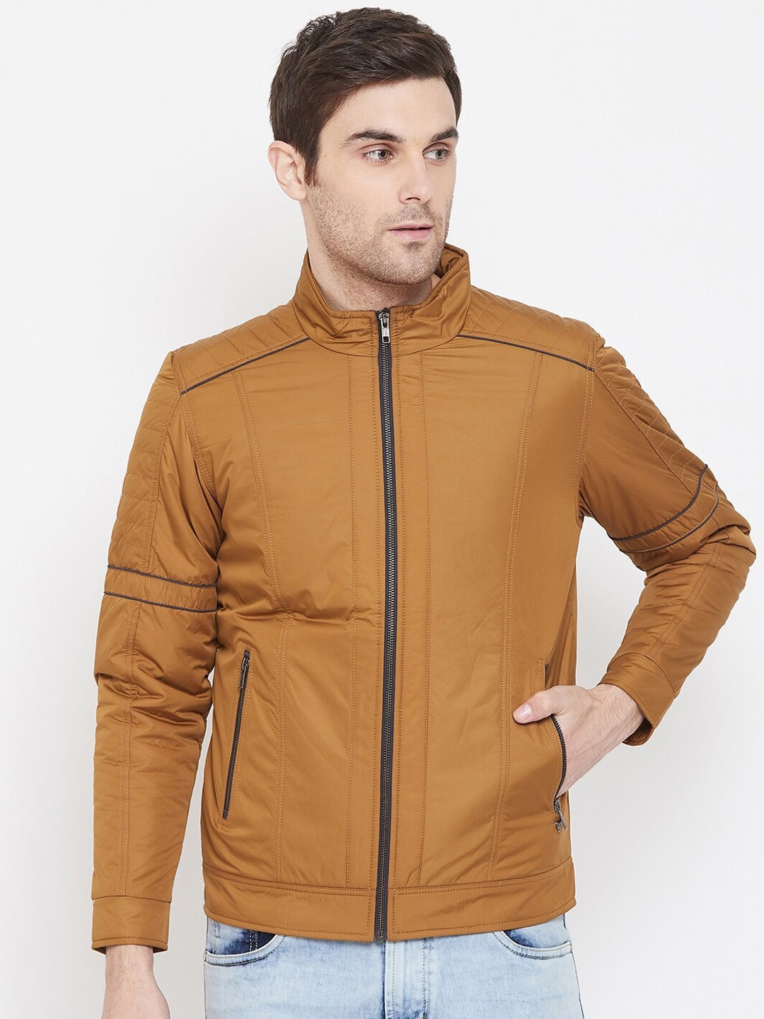

Crimsoune Club Men Mustard Yellow Solid Insulator Padded Jacket