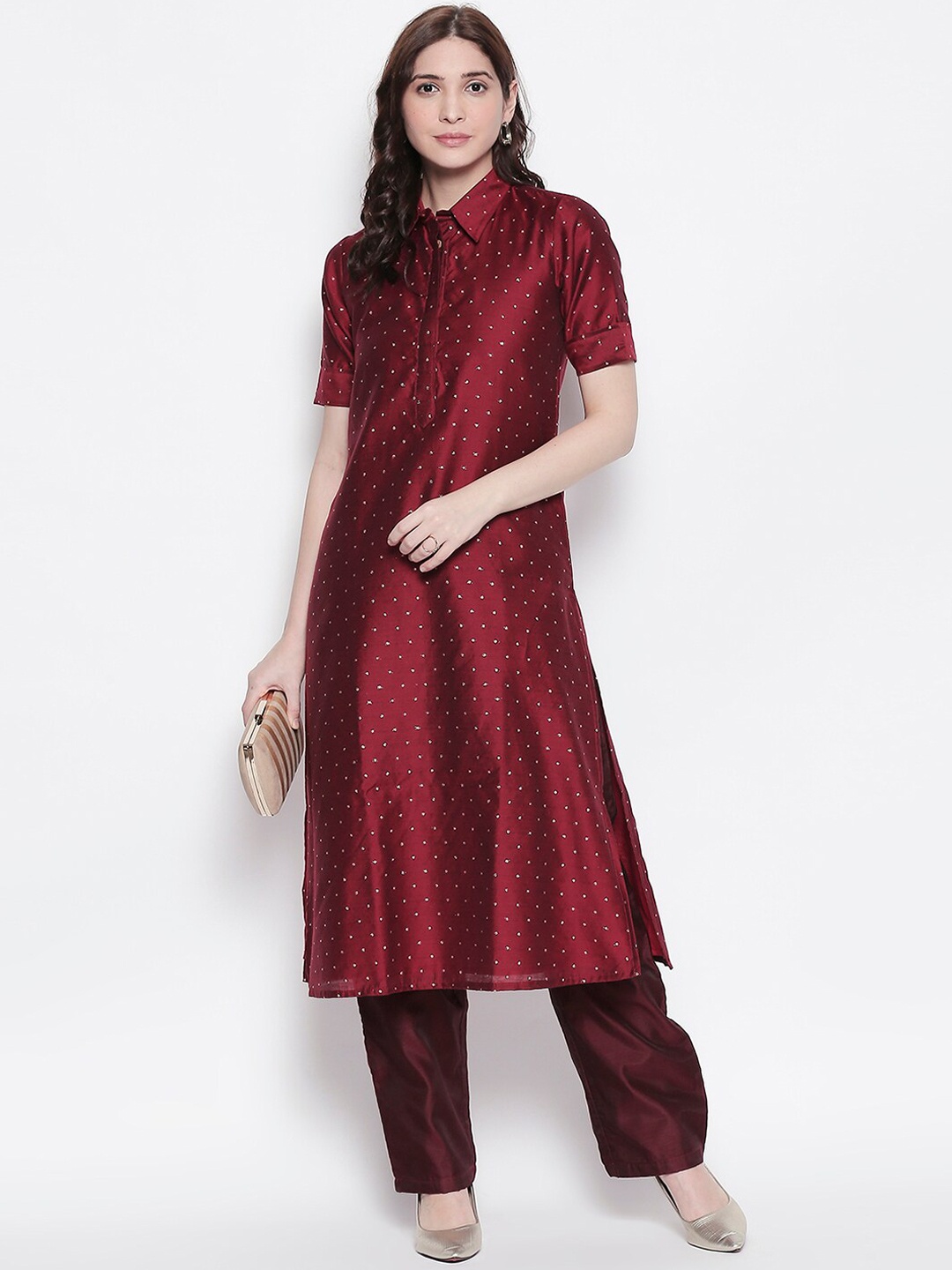 

Desi Weavess Women Maroon & Gold Woven Design Straight Kurta