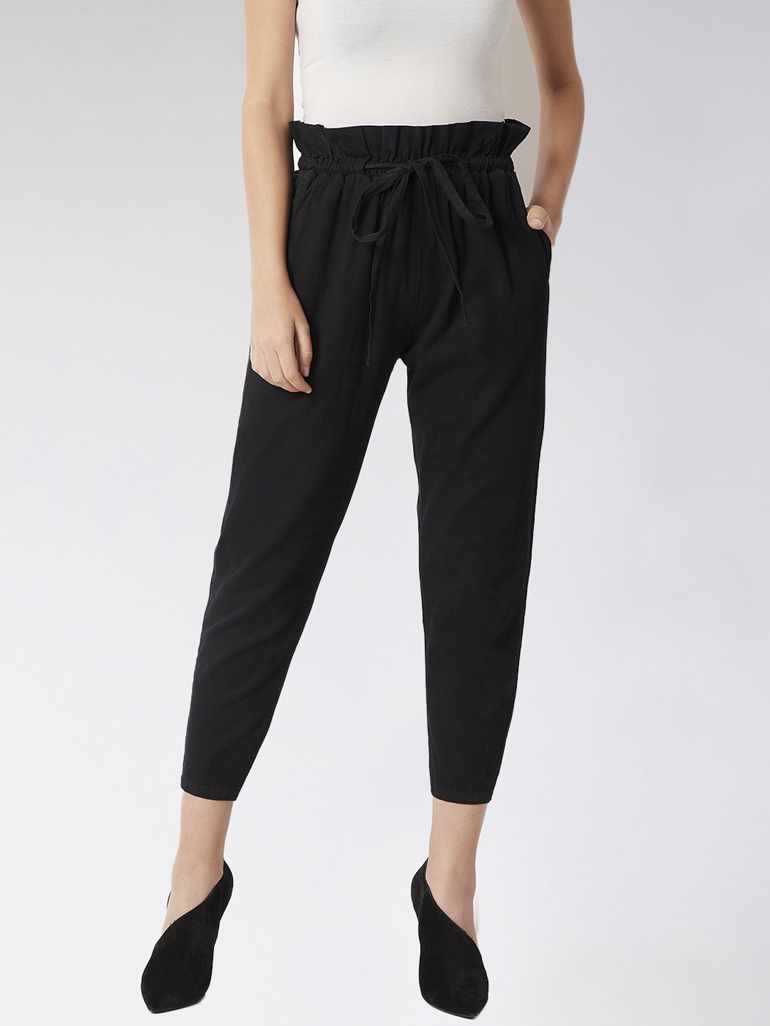

Miss Chase Women Lightweight Regular Fit Solid Cropped Peg Trousers, Black