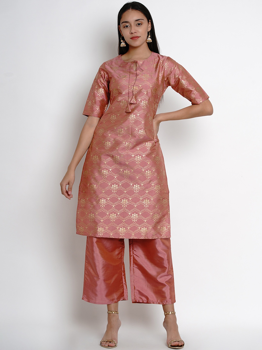 

Bhama Couture Women Peach-Coloured & Gold-Toned Printed Kurta with Palazzos