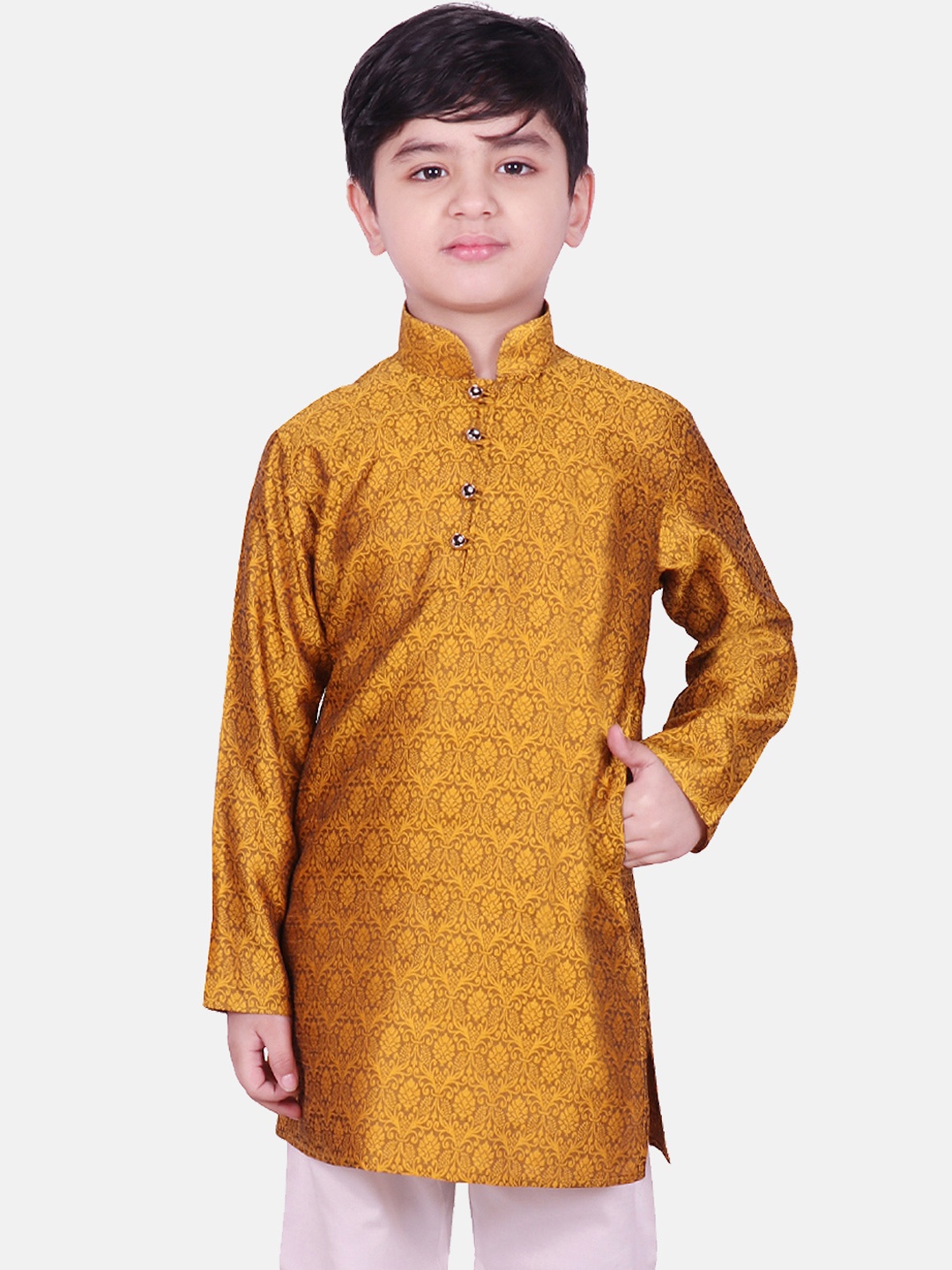 

SG YUVRAJ Boys Gold-Coloured Woven Design Straight Kurta