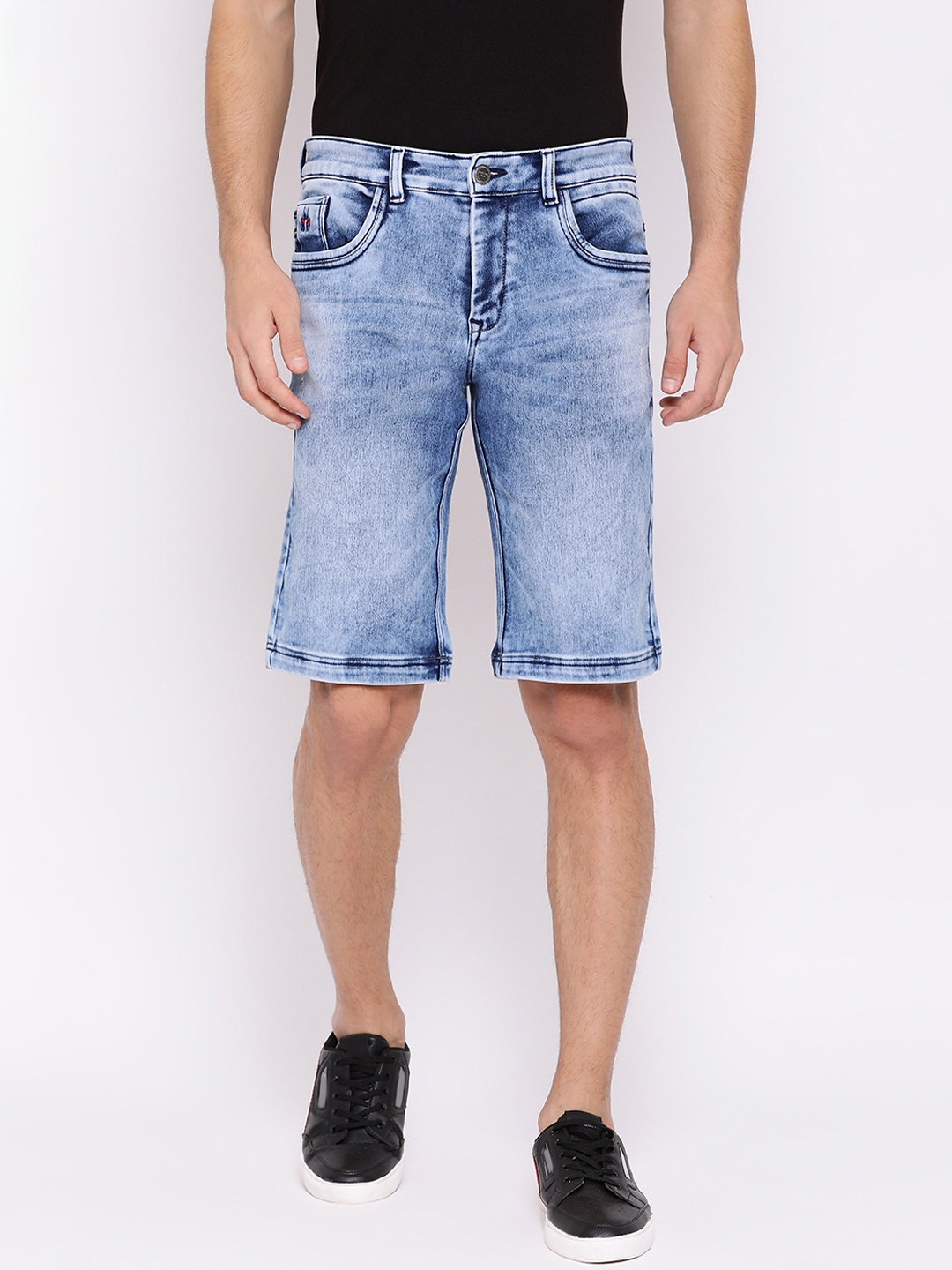 

Crimsoune Club Men Blue Washed Slim Fit Denim Shorts