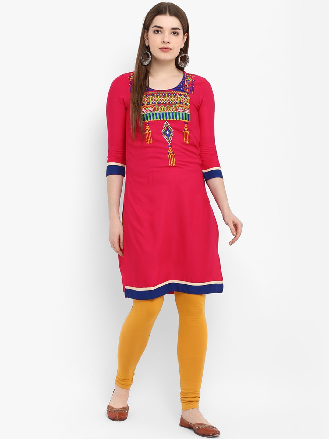 

Aprique FAB Women Pink & Navy Blue Yoke Design Straight Kurta