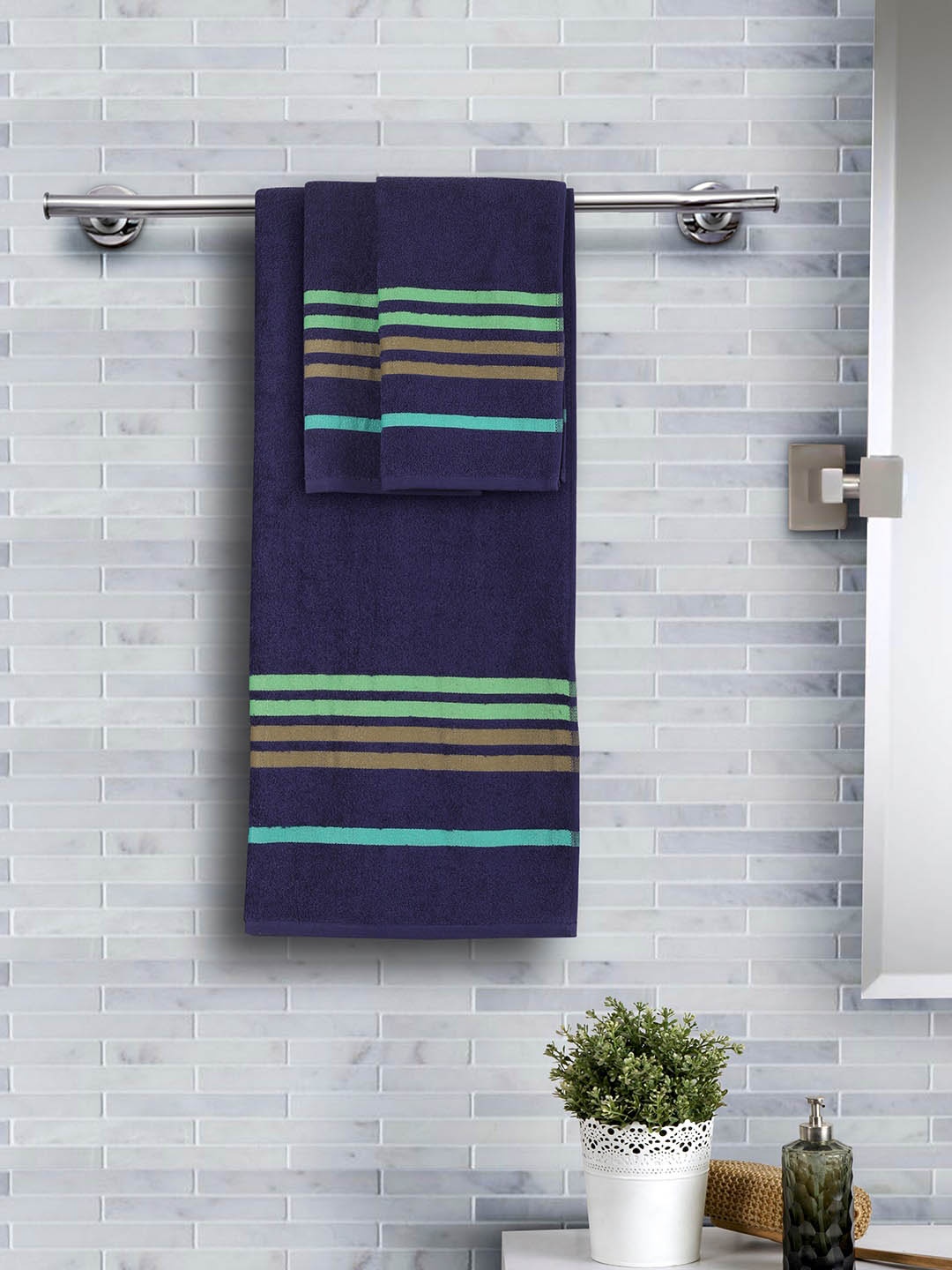 

MASPAR Unisex Set Of 3 Blue & Green Striped Supersoft 450 GSM Towel Set