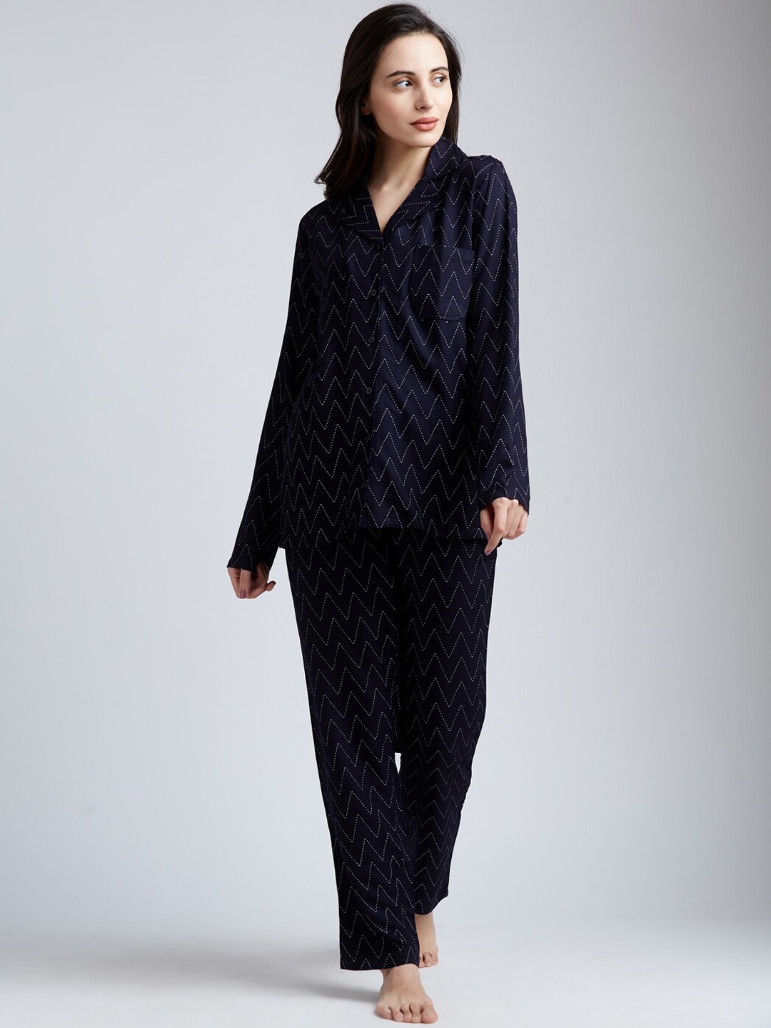 

DRAPE IN VOGUE Women Navy Blue Printed Night suit