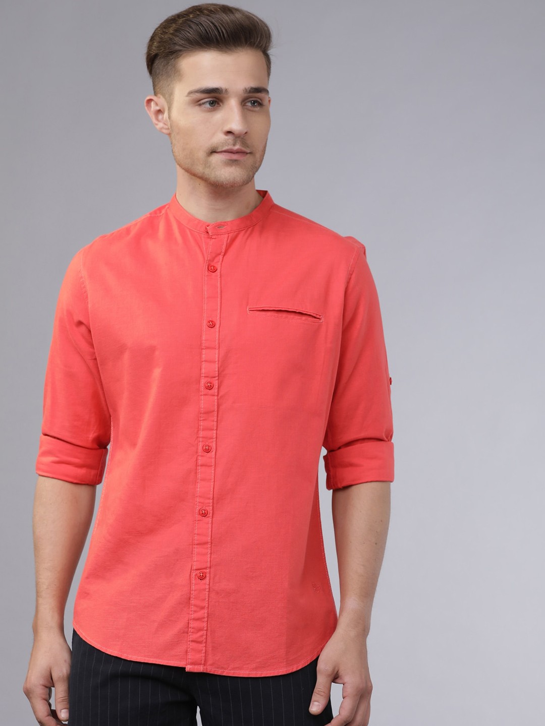 

LOCOMOTIVE Men Orange Slim Fit Solid Casual Shirt