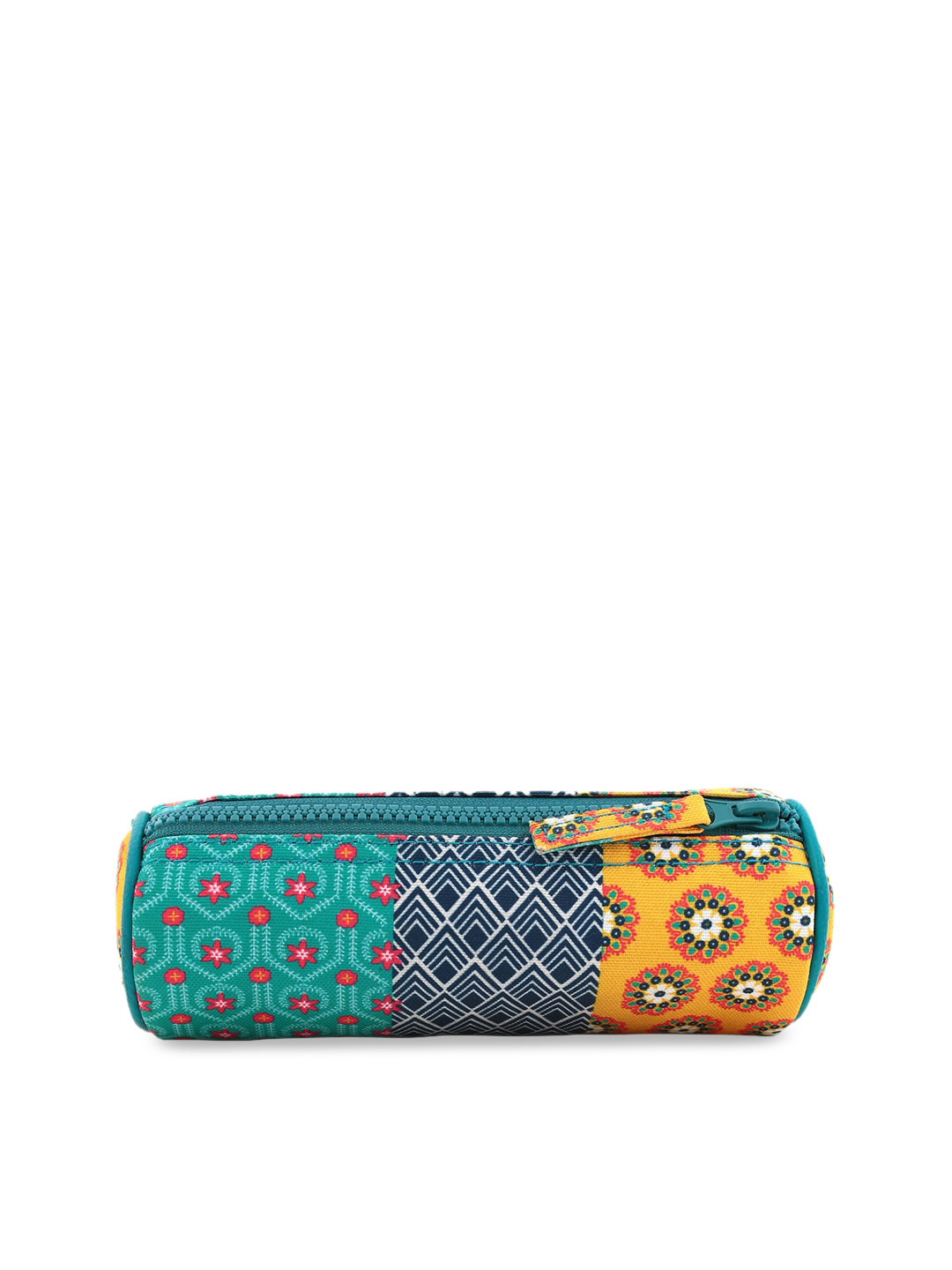 

Chumbak Unisex Blue & Green Patch Print Travel Pouch