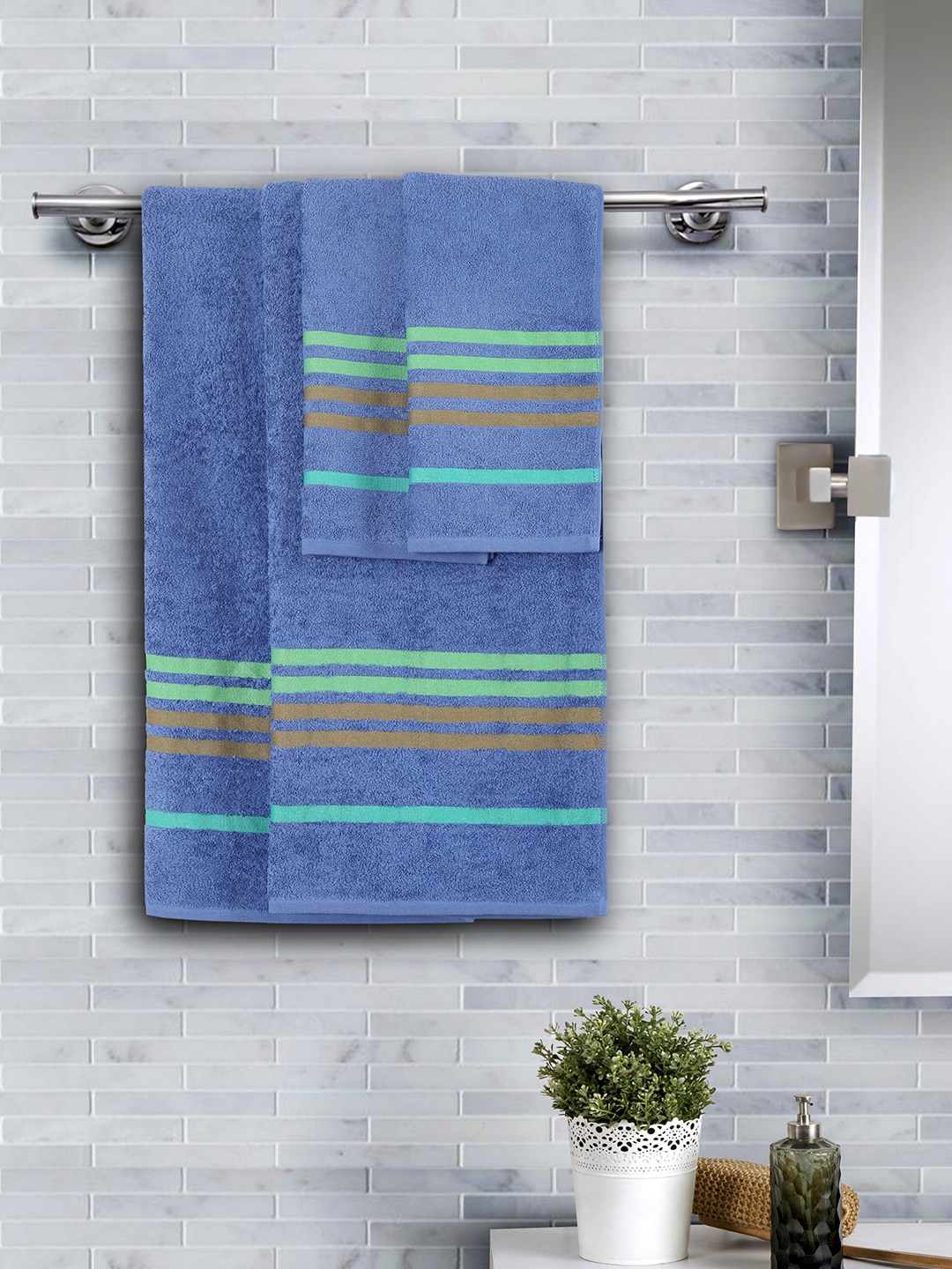 

MASPAR Unisex Set Of 3 Blue & Green Striped Supersoft 450 GSM Towels