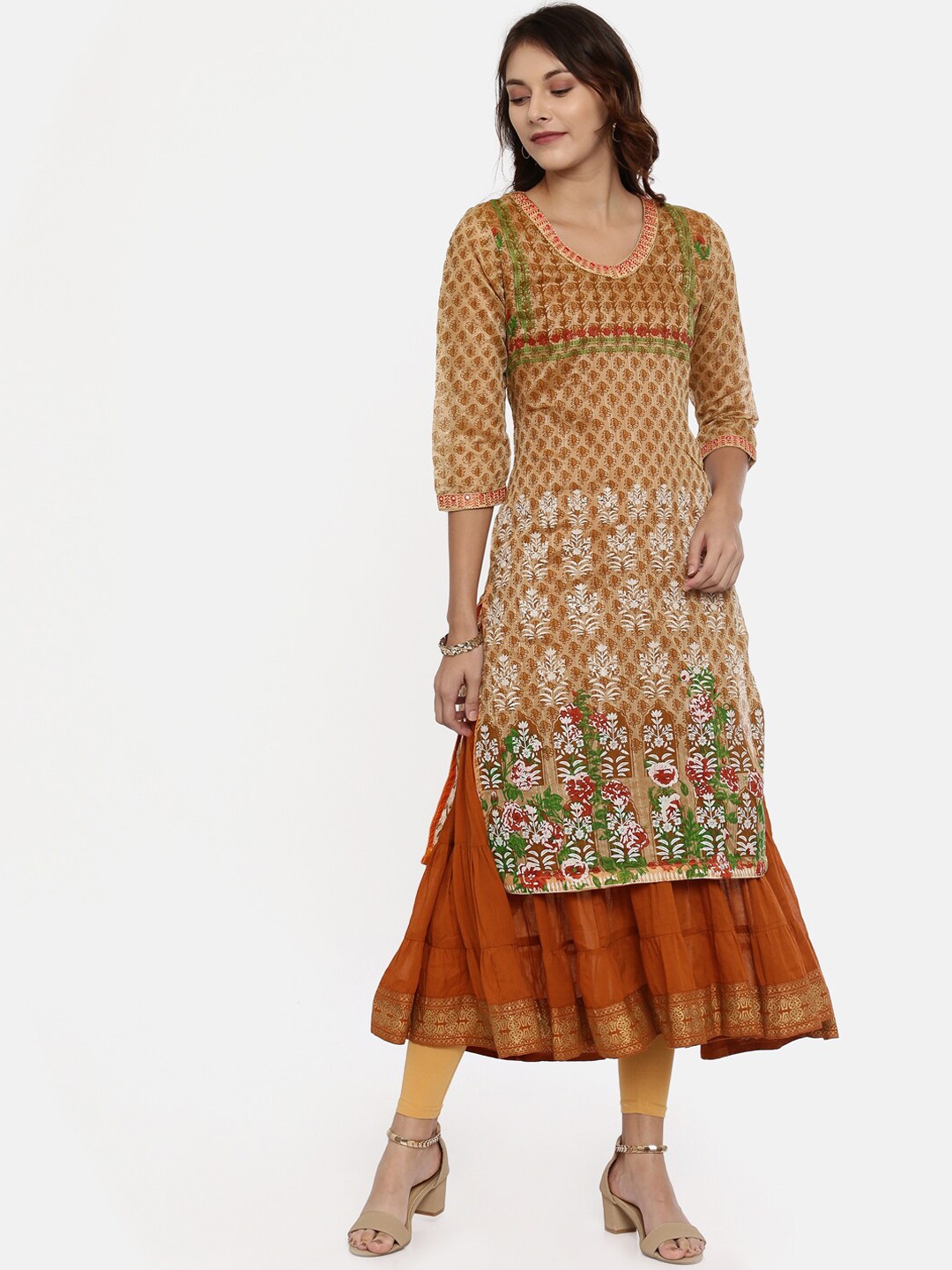 

Souchii Women Beige & White Printed Straight Kurta