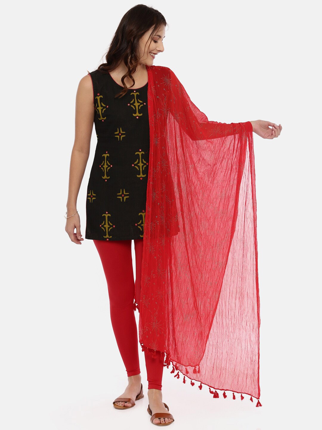 

Souchii WomenRed & Gold Printed Dupatta with Tassels, Red