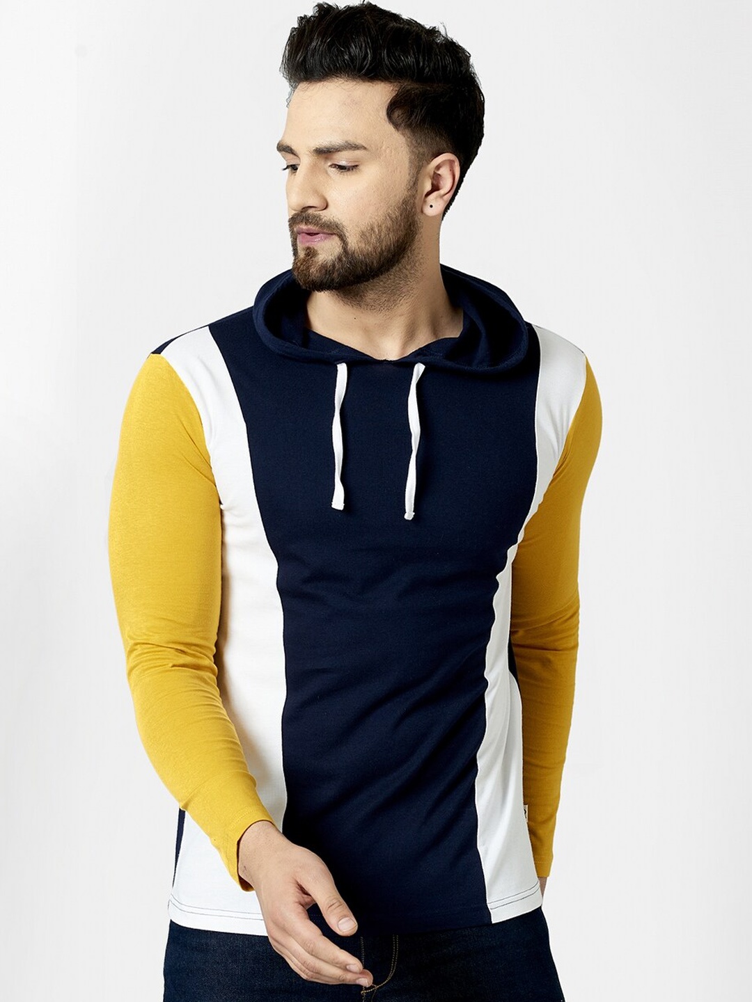 

Rodzen Men Navy Blue & Yellow Colourblocked Hood T-shirt