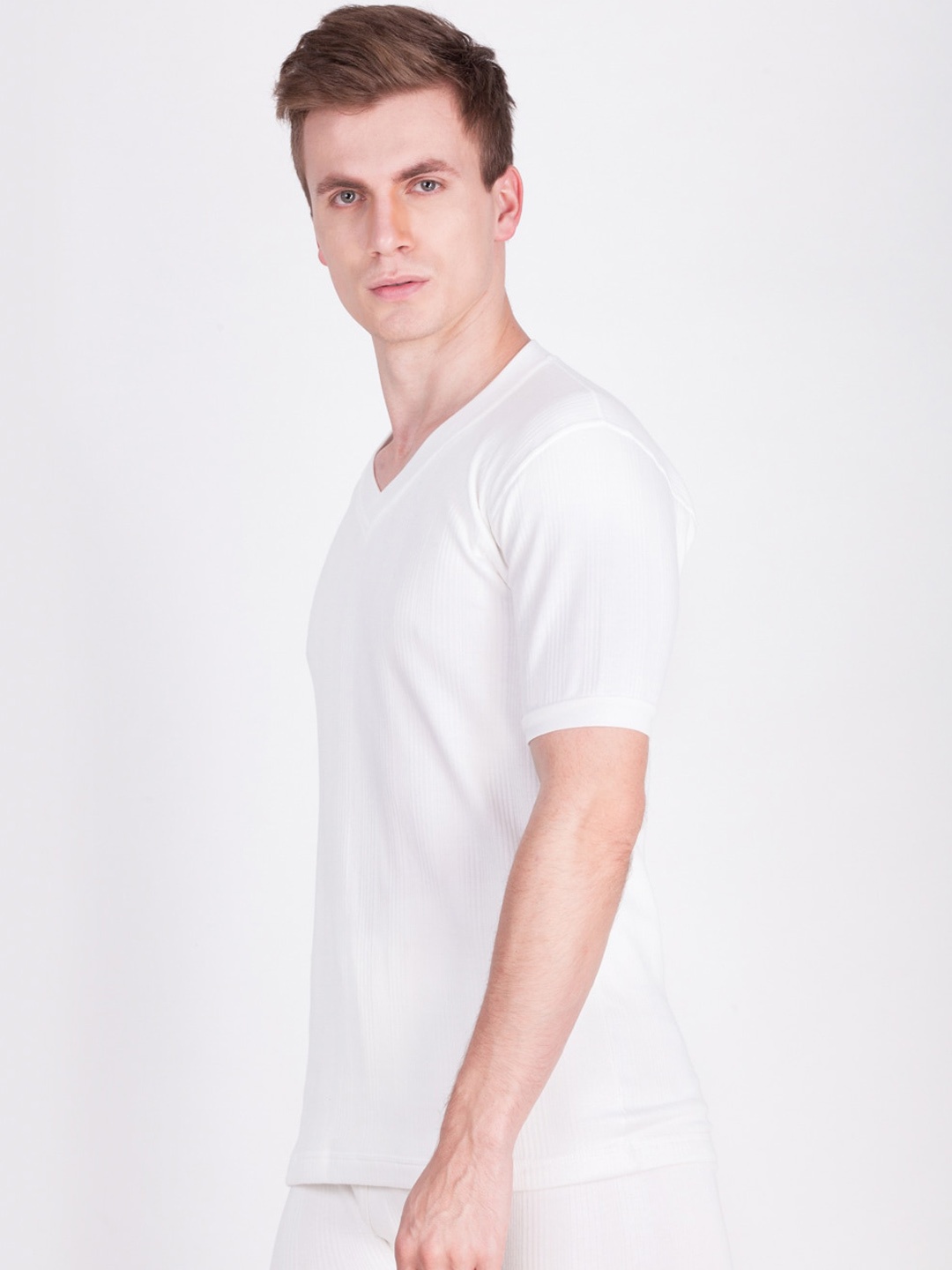 Dollar Ultra Men Off-White Solid Thermal Set