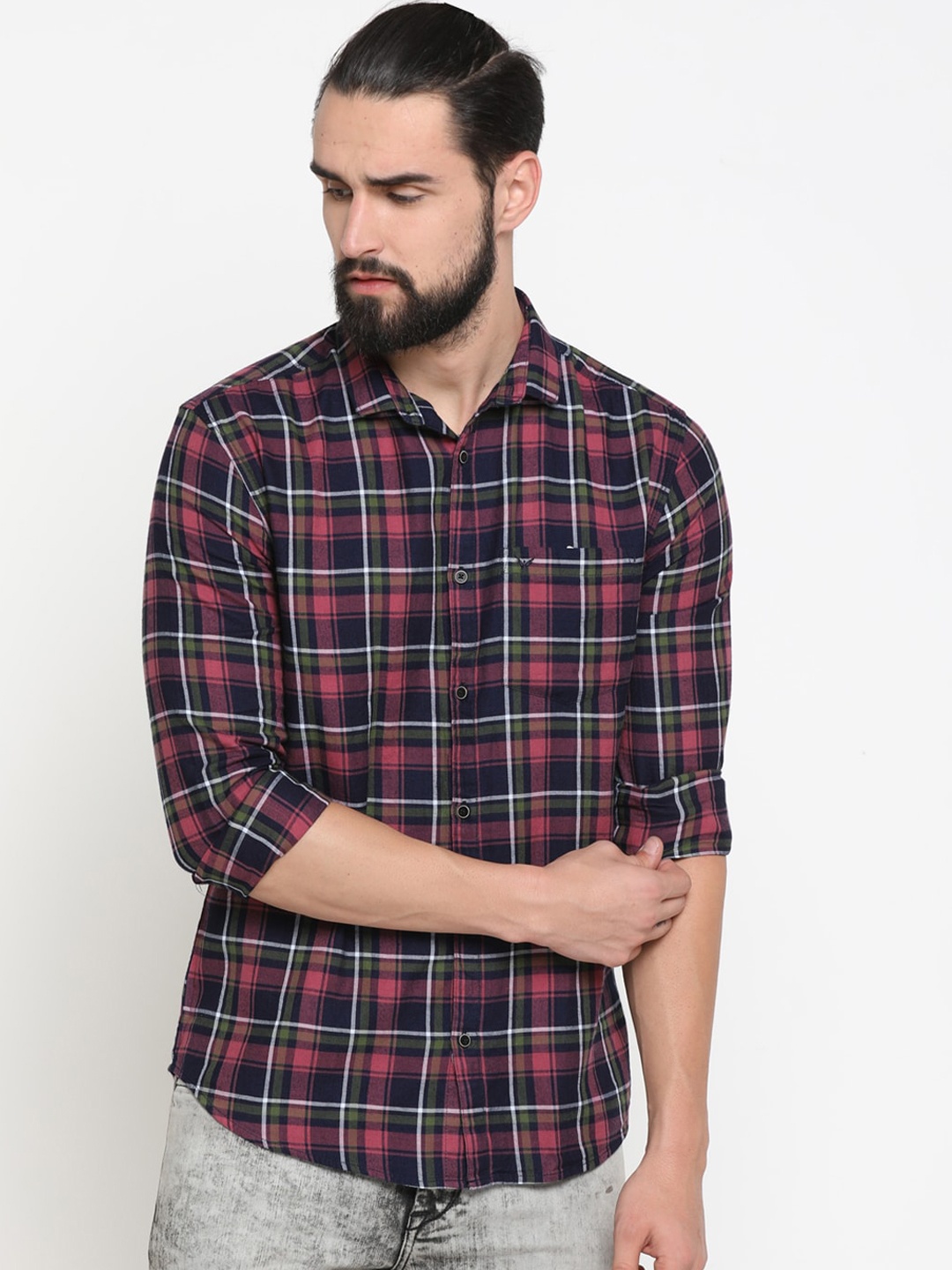 

SHOWOFF Men Navy Blue & Red Slim Fit Checked Casual Shirt