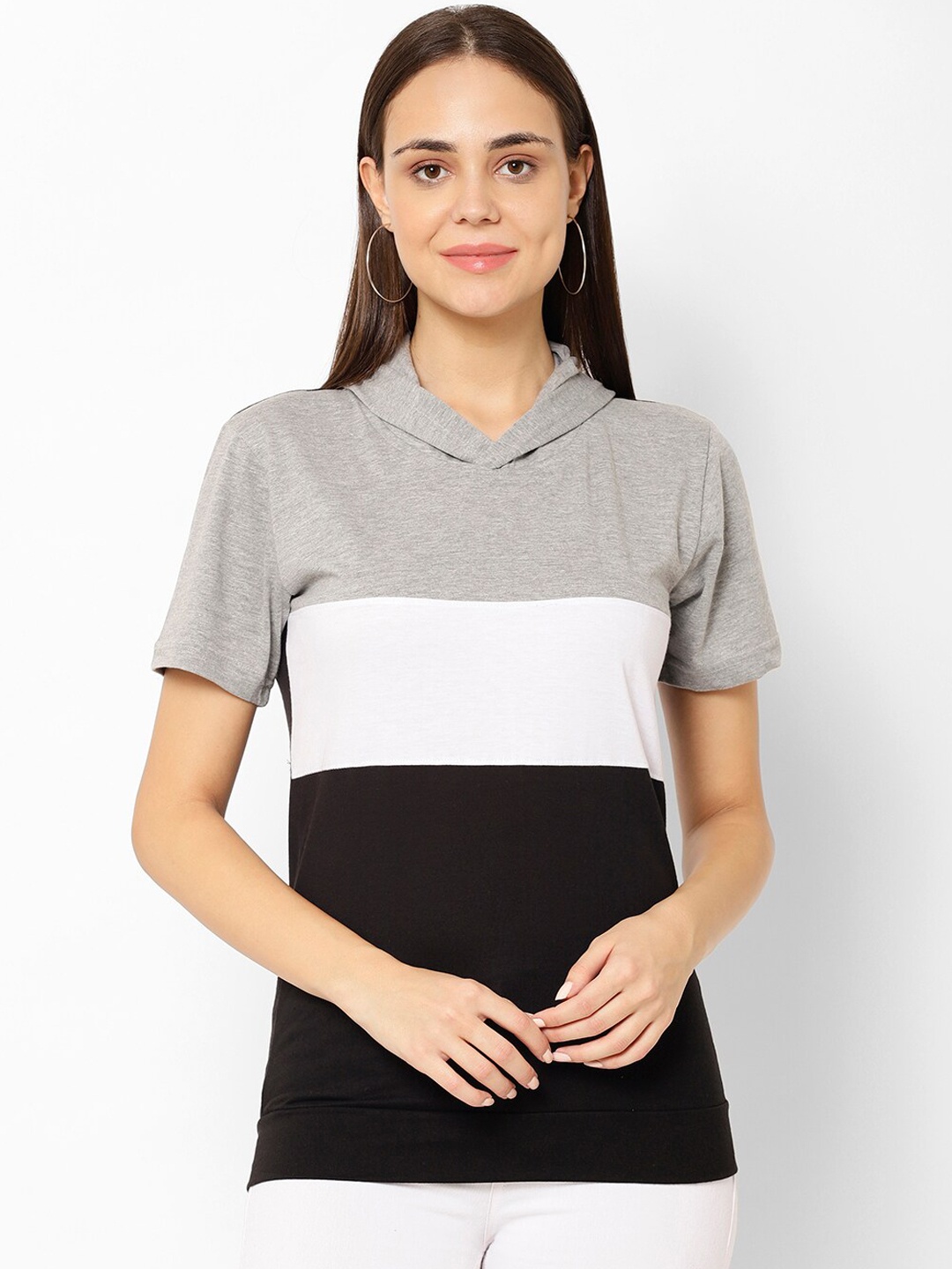 

VIMAL JONNEY Women Grey Melange & White Colourblocked Hood T-shirt