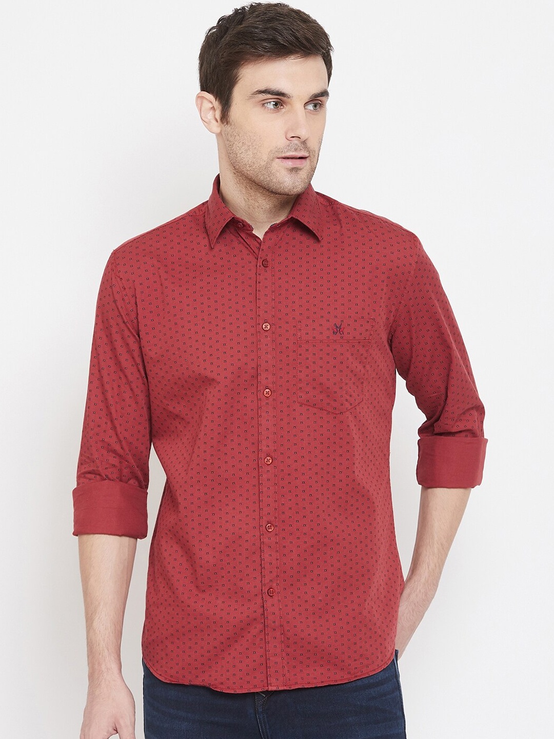 

Crimsoune Club Men Red Standard Slim Fit Printed Casual Shirt