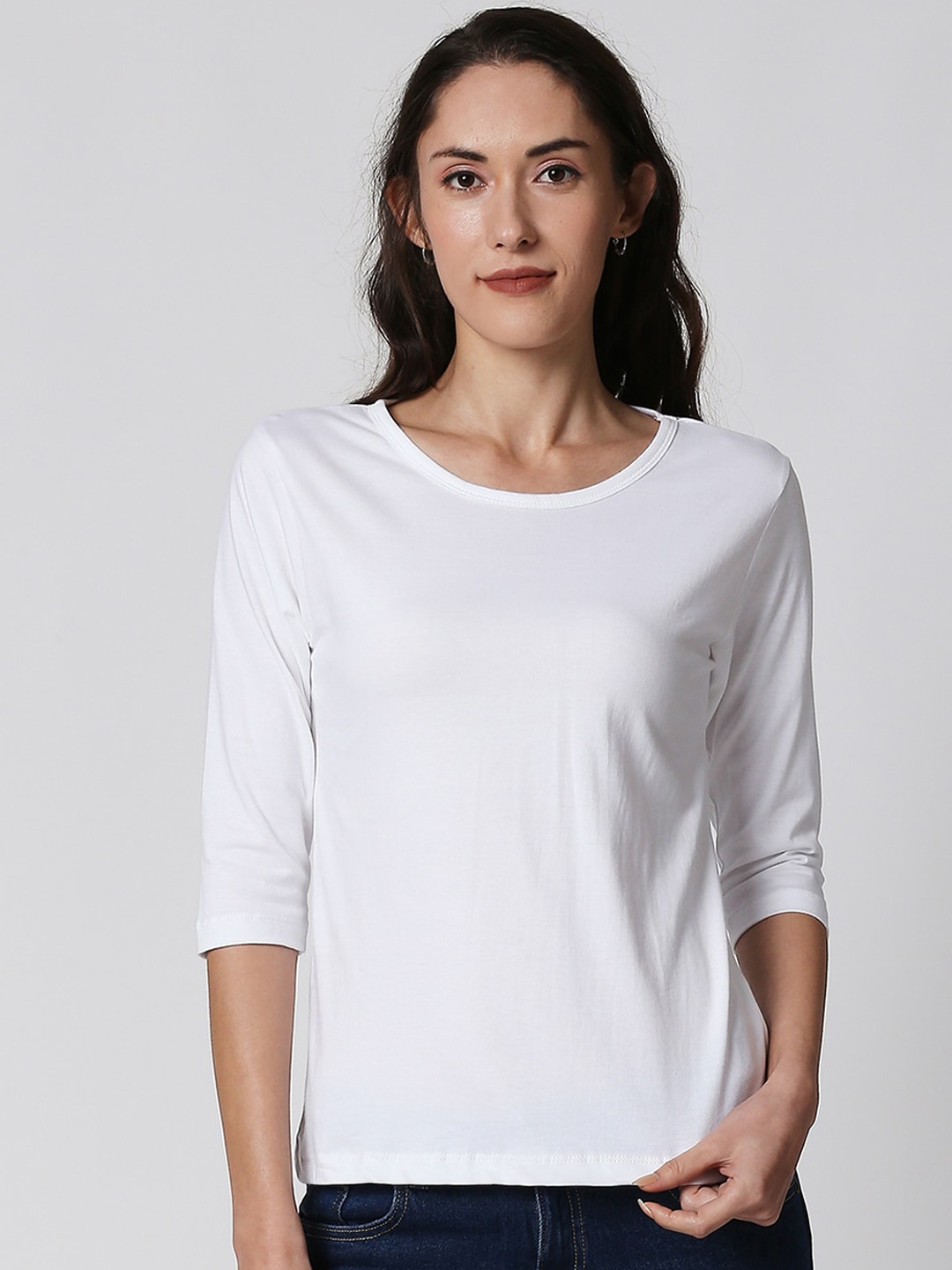 

Bewakoof Women White Solid Round Neck T-shirt