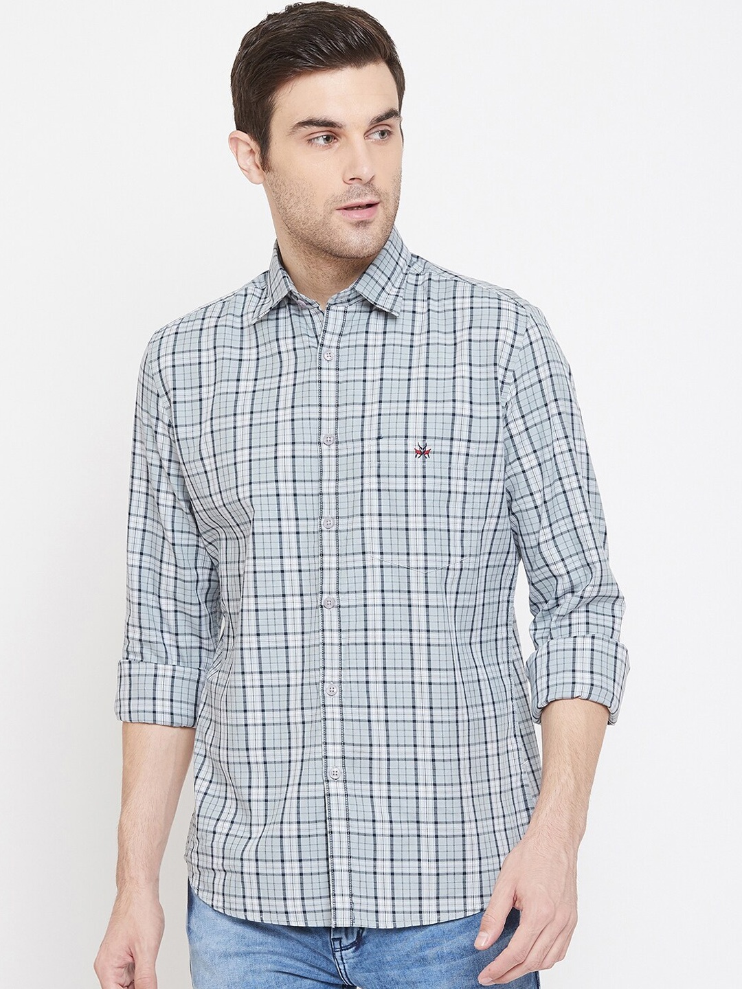 

Crimsoune Club Men Grey & White Slim Fit Checked Casual Shirt