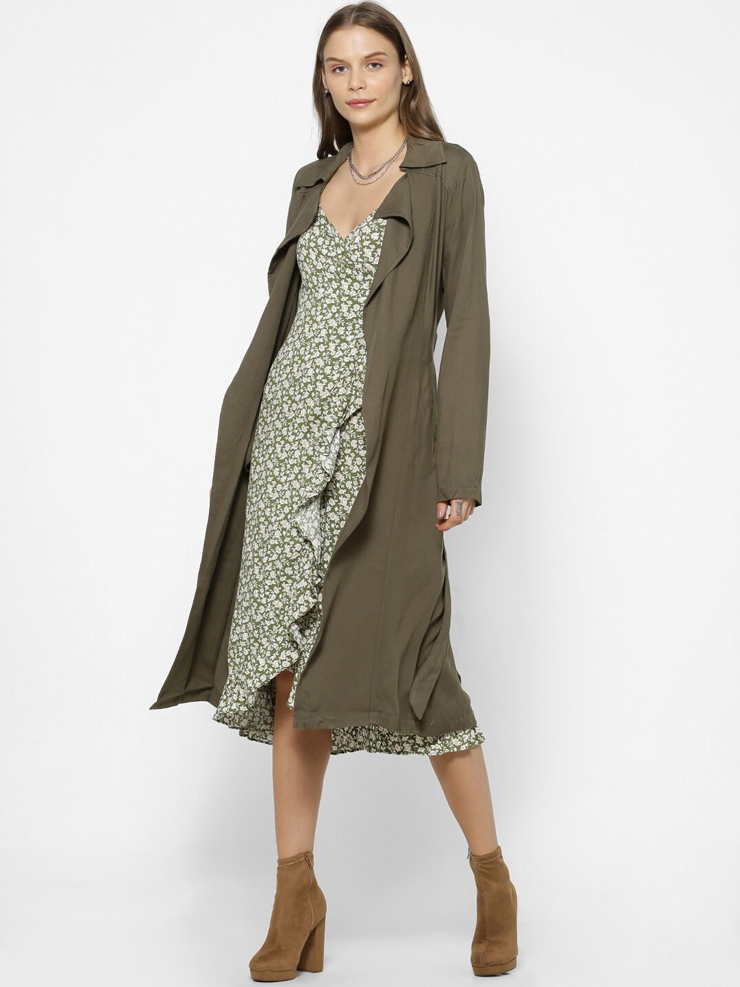 

FOREVER 21 Women Green Solid Longline Tailored Jacket