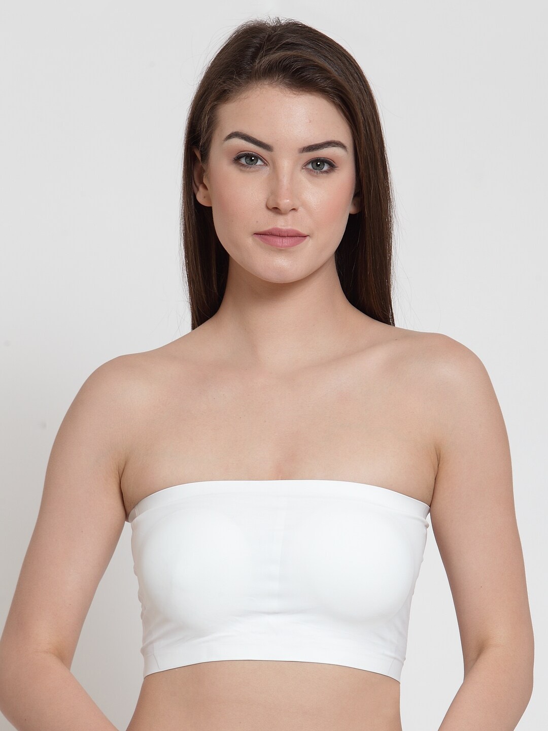 

Laceandme White Solid Non-Wired Lightly Padded Bandeau Bra