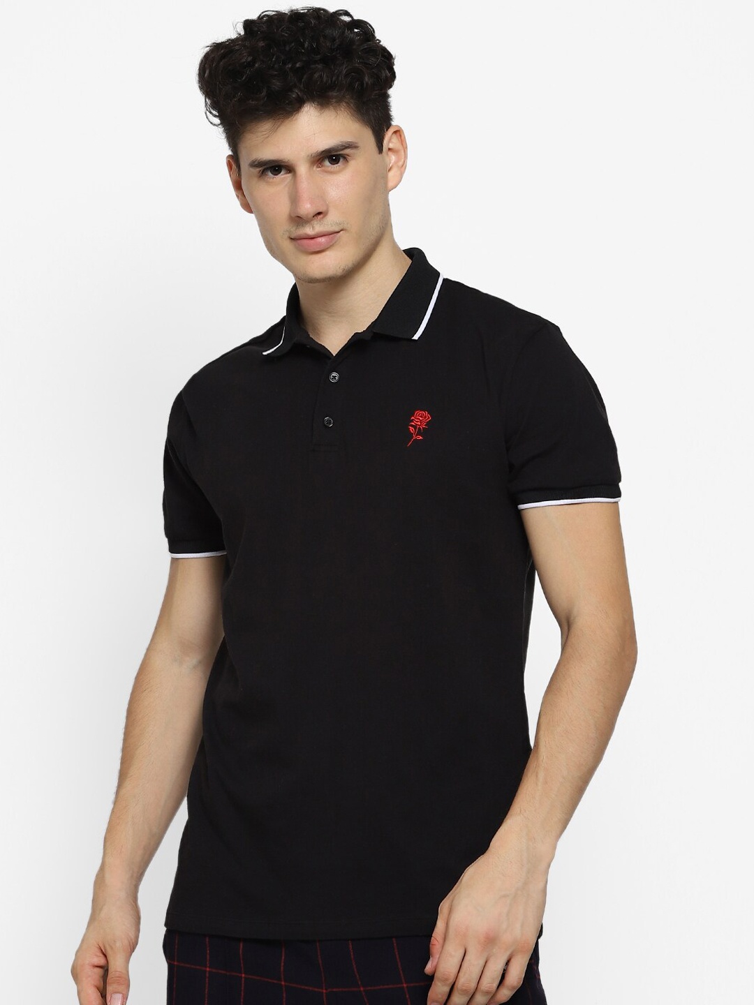 

FOREVER 21 Men Black Solid Polo Collar T-shirt
